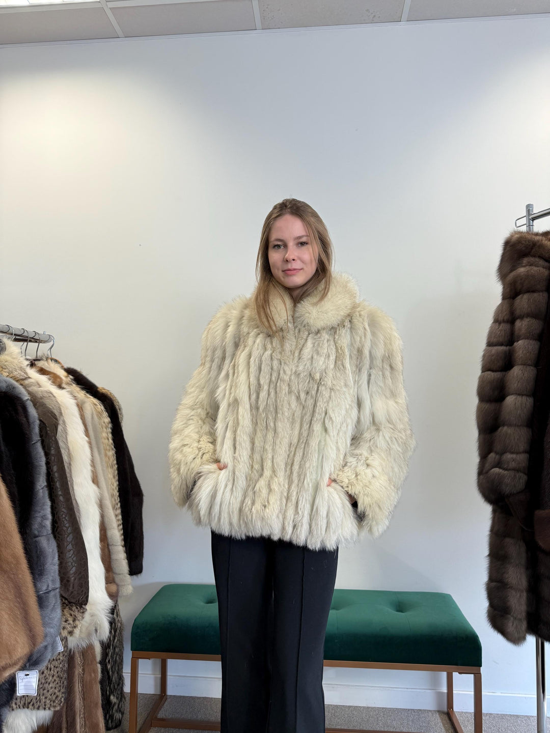 White Blue Fox Fur Jacket, Saga Fox Fur Jacket, Medium Size, Fur Jacket, Real Fox Fur, White Fox Fur Jacket, Vintage Fur Coat, Women's Coat