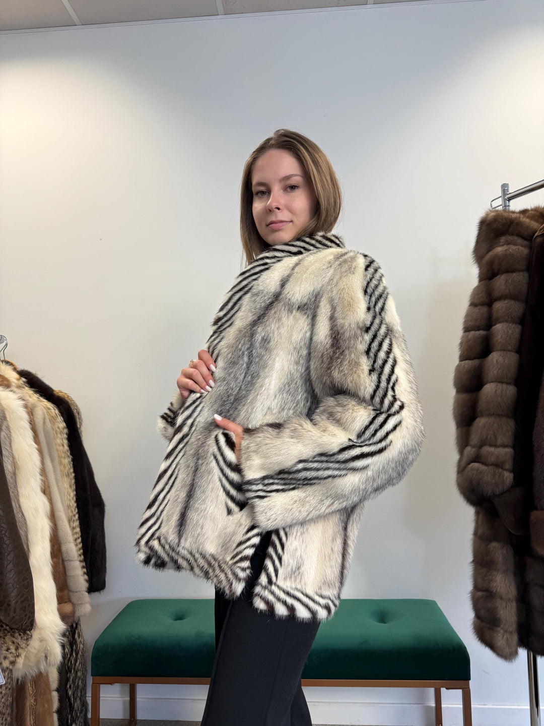 Cross Mink Fur Jacket, Medium Size, White Mink Fur Jacket, Mink Fur Jacket, Real Fur Jacket, Real Mink Fur, Mink Fur Coat, Vintage Fur Coat