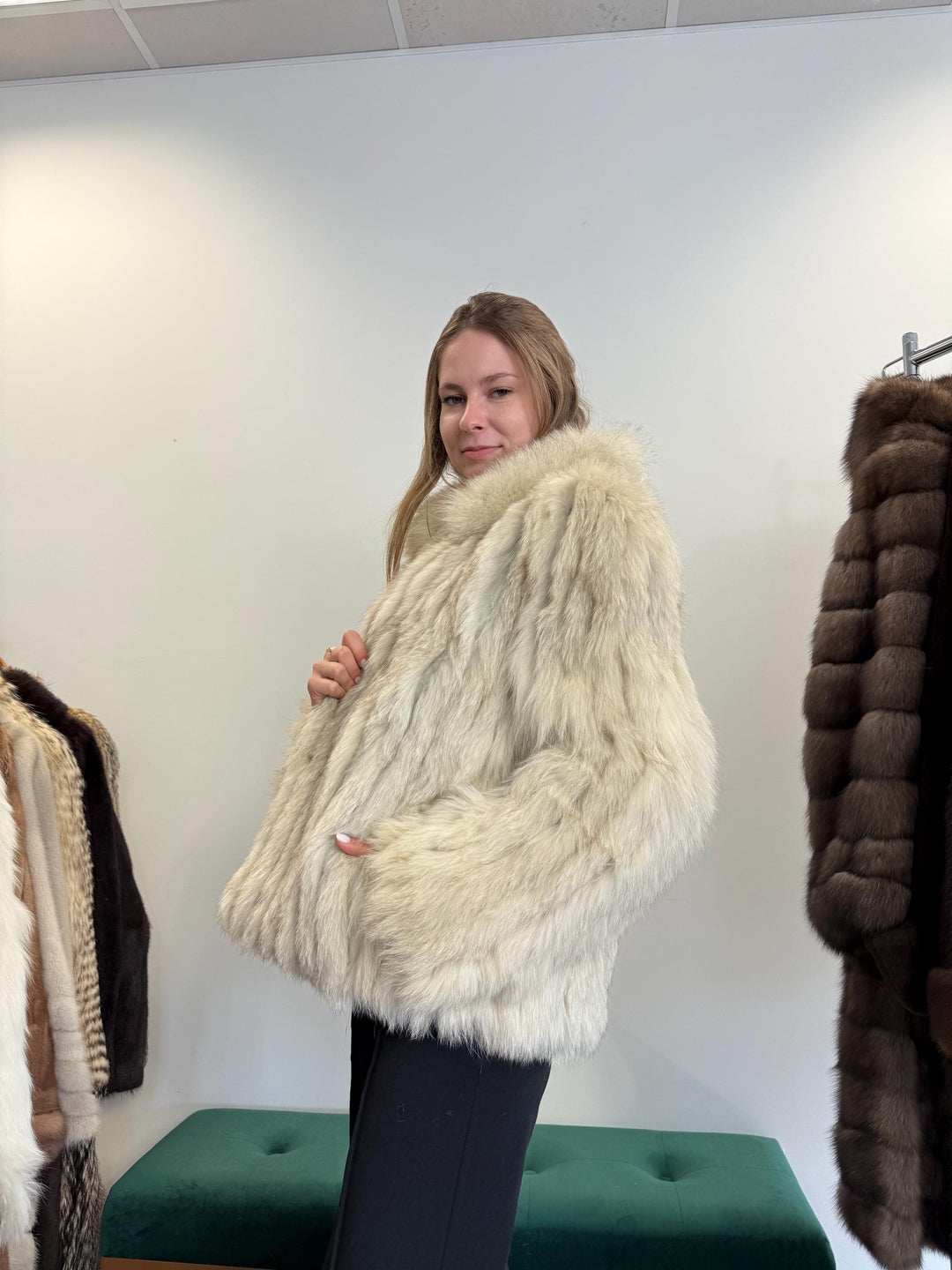 White Blue Fox Fur Jacket, Saga Fox Fur Jacket, Medium Size, Fur Jacket, Real Fox Fur, White Fox Fur Jacket, Vintage Fur Coat, Women's Coat