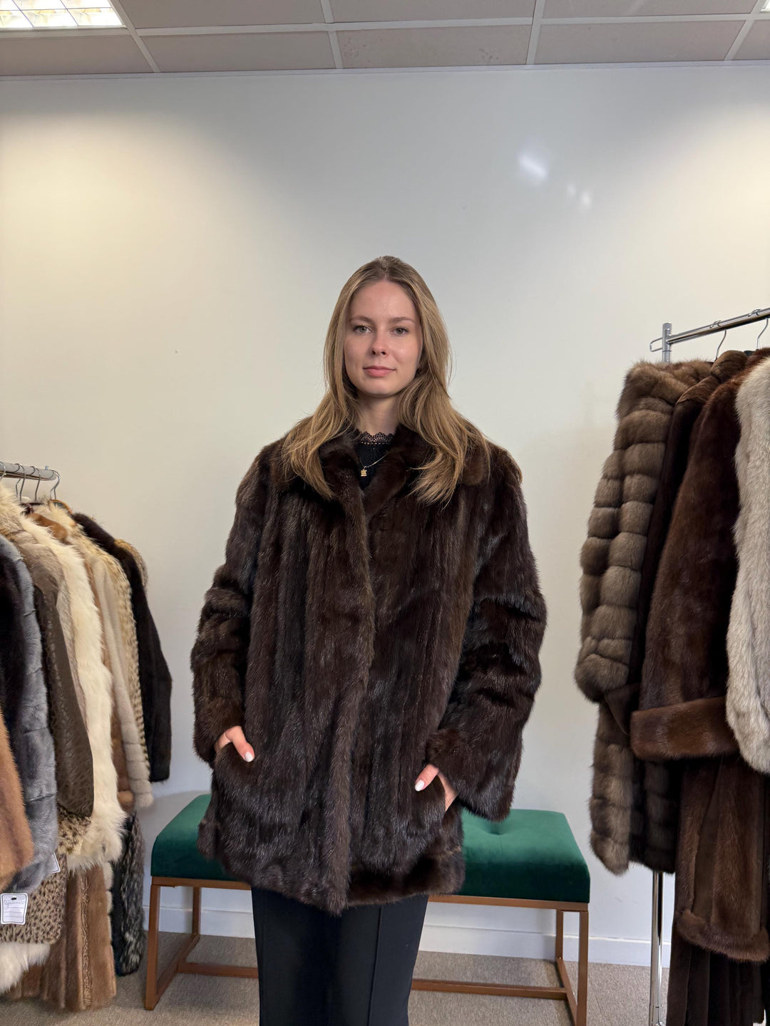 Mink Fur Jacket, L/XL Size, Brown Mink Fur, Real Fur Jacket, Mink Jacket, Vintage Fur Jacket, Soft Thick Mink Jacket, Women's Fur Jacket