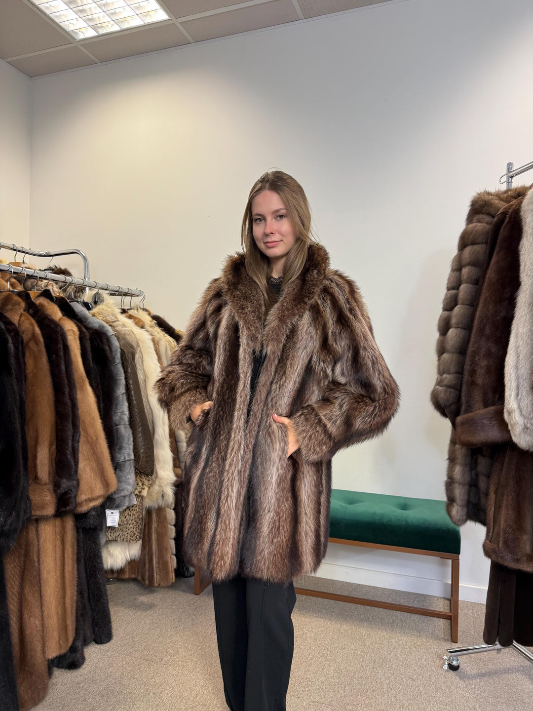 Raccoon Fur Coat, XL Size, Real Fur Coat, Raccoon Coat, Brown Raccoon Coat, Vintage Fur Coat, Soft Fur Coat, Women's coat, Real Raccoon Fur