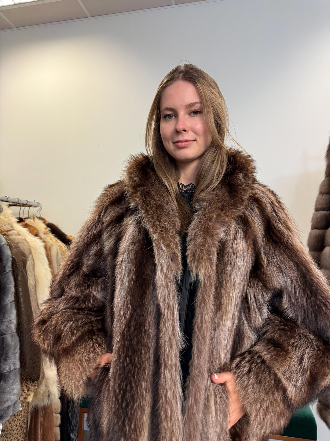 Raccoon Fur Coat, XL Size, Real Fur Coat, Raccoon Coat, Brown Raccoon Coat, Vintage Fur Coat, Soft Fur Coat, Women's coat, Real Raccoon Fur