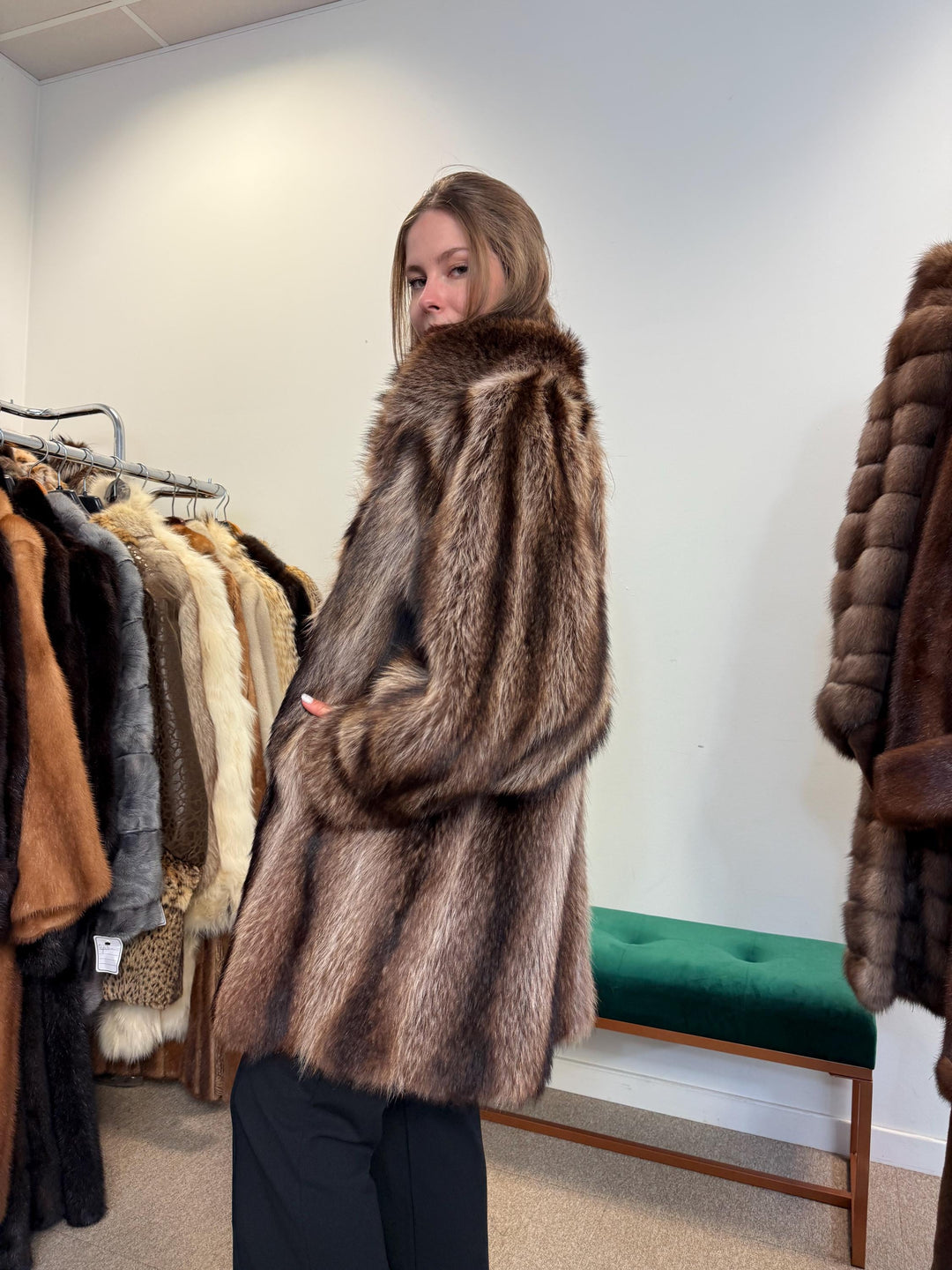 Raccoon Fur Coat, XL Size, Real Fur Coat, Raccoon Coat, Brown Raccoon Coat, Vintage Fur Coat, Soft Fur Coat, Women's coat, Real Raccoon Fur