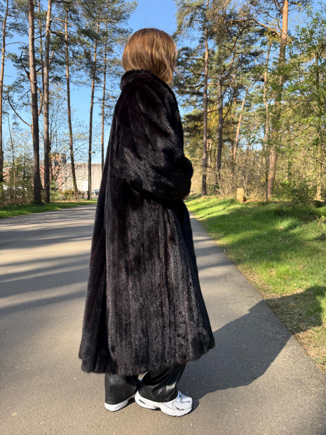 XL Dark Brown Mink Coat, Full Length Coat, Rare Find Vintage Style, Soft and Thick Mink Fur, High Quality Fur, Real Mink Coat, Vintage Coat