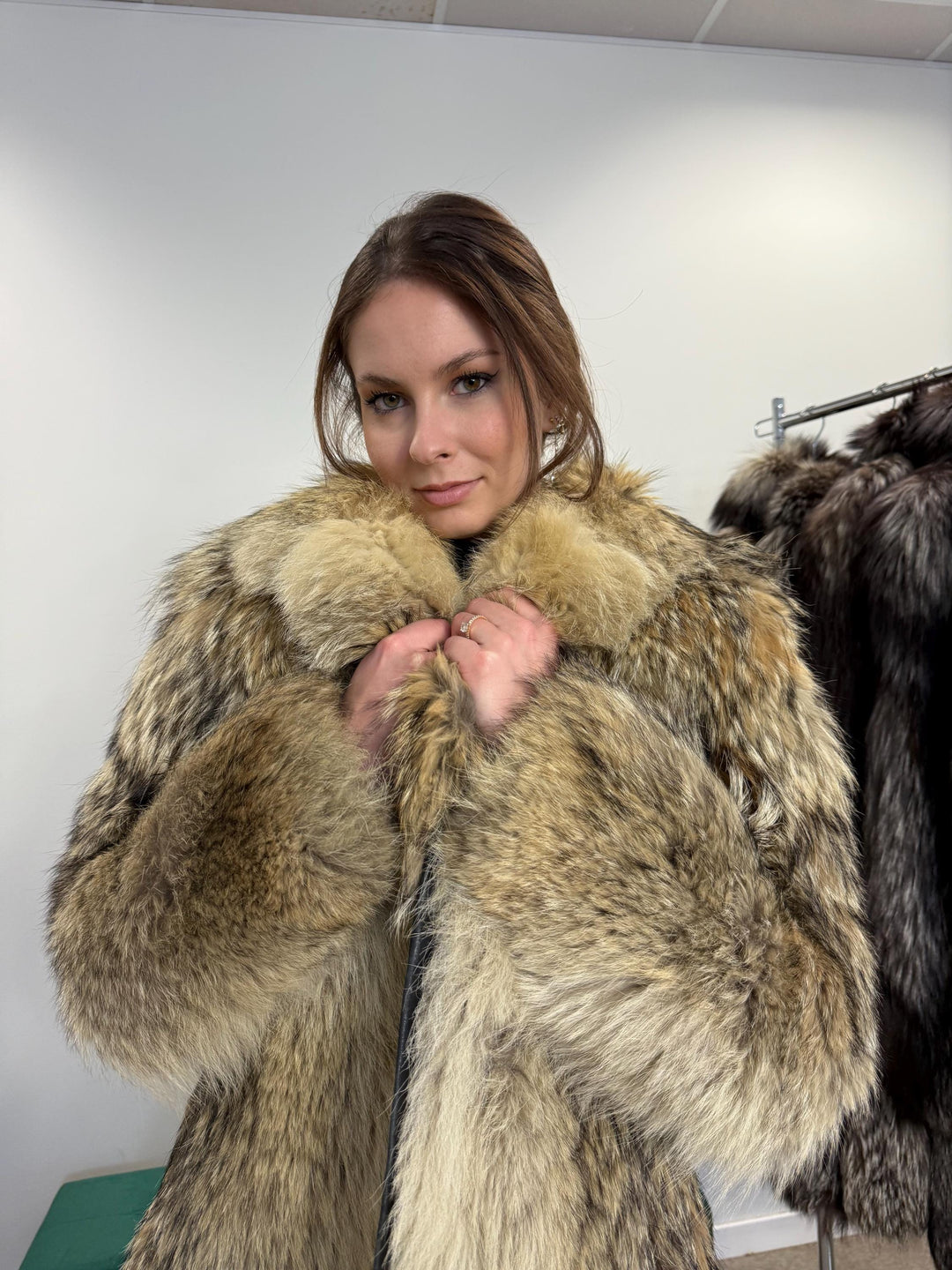 Coyote Fur Jacket, Small Size, Women's Fur Coat, Real Coyote Fur Coat, Coyote Coat Women, Vintage Fur Coat, Coyote Fur Coat, Real Fur Jacket