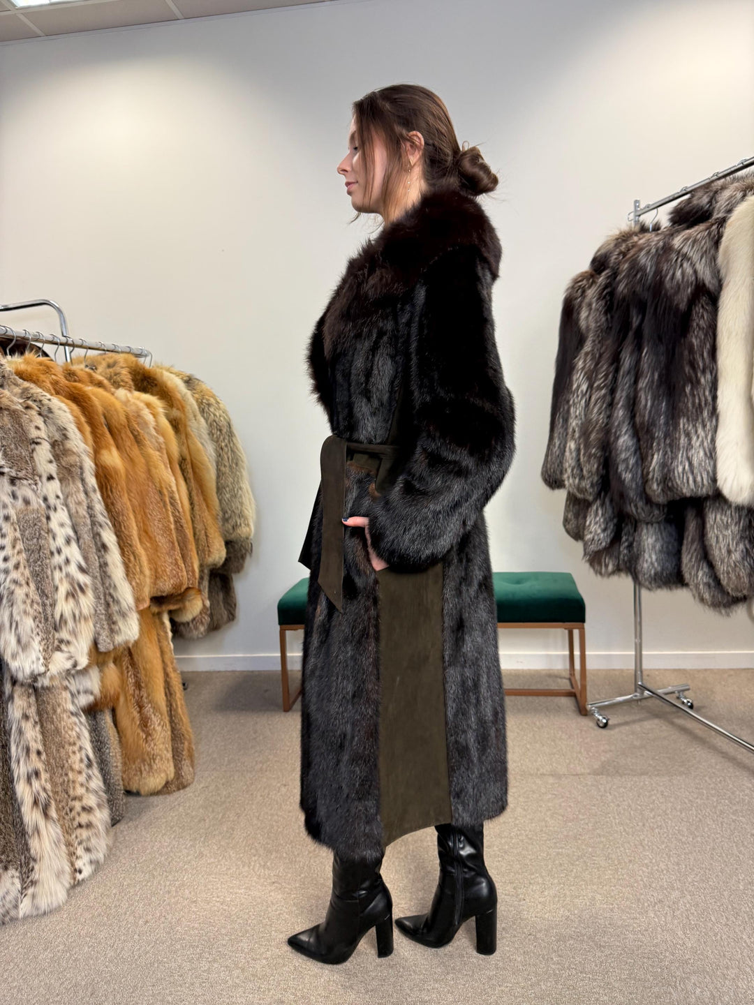Mink Fur Coat with Fox Fur Collar, Medium Size, Mink Coat, Real Fur Coat, Fur Coats, Mink Fur Coat, Fox Fur Collar, Thick Mink Coat, Women's