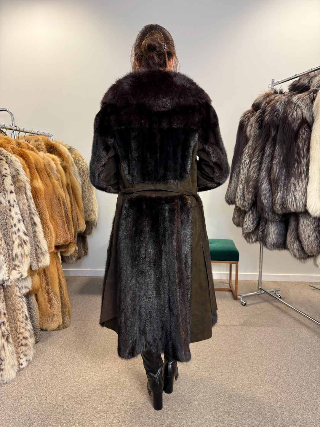 Mink Fur Coat with Fox Fur Collar, Medium Size, Mink Coat, Real Fur Coat, Fur Coats, Mink Fur Coat, Fox Fur Collar, Thick Mink Coat, Women's