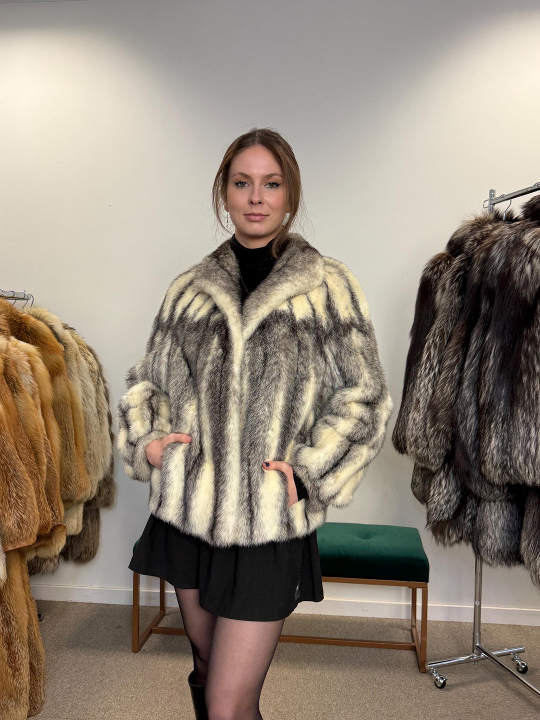 Cross Mink Jacket, Medium Size, Mink Fur Coat, White Mink Coat, Women's Fur Coat, Vintage Fur Coat, Real Fur Jacket, Cross Mink, Mink Jacket