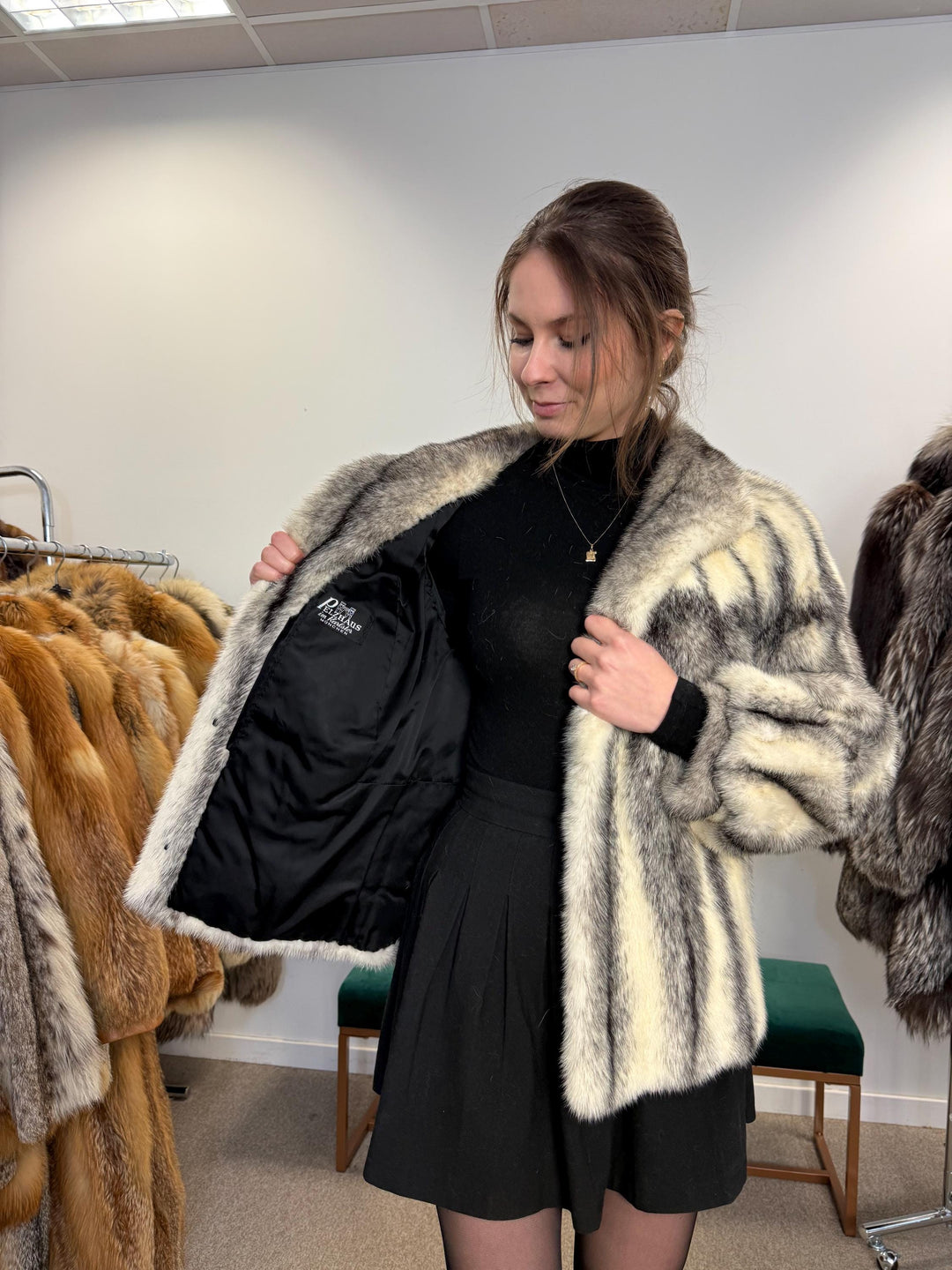 Cross Mink Jacket, Medium Size, Mink Fur Coat, White Mink Coat, Women's Fur Coat, Vintage Fur Coat, Real Fur Jacket, Cross Mink, Mink Jacket