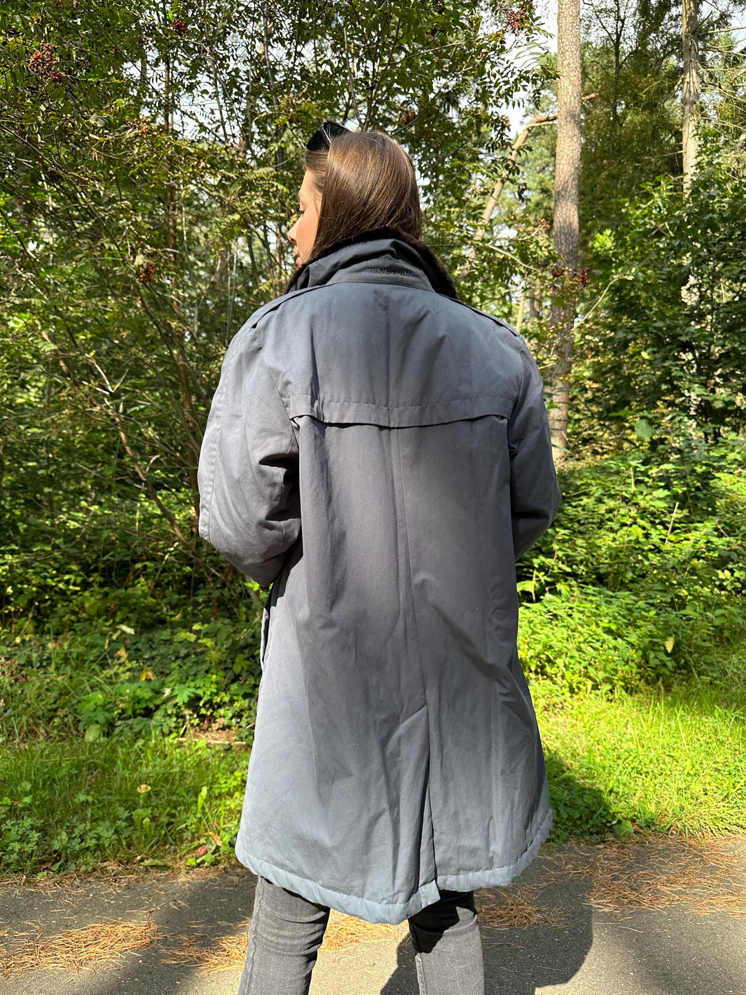 Grey Winter Coat with Sheared Fur Lining, Large Size, Premium Quality, Warm and Luxurious, Excellent Condition, Perfect for Cold Weather