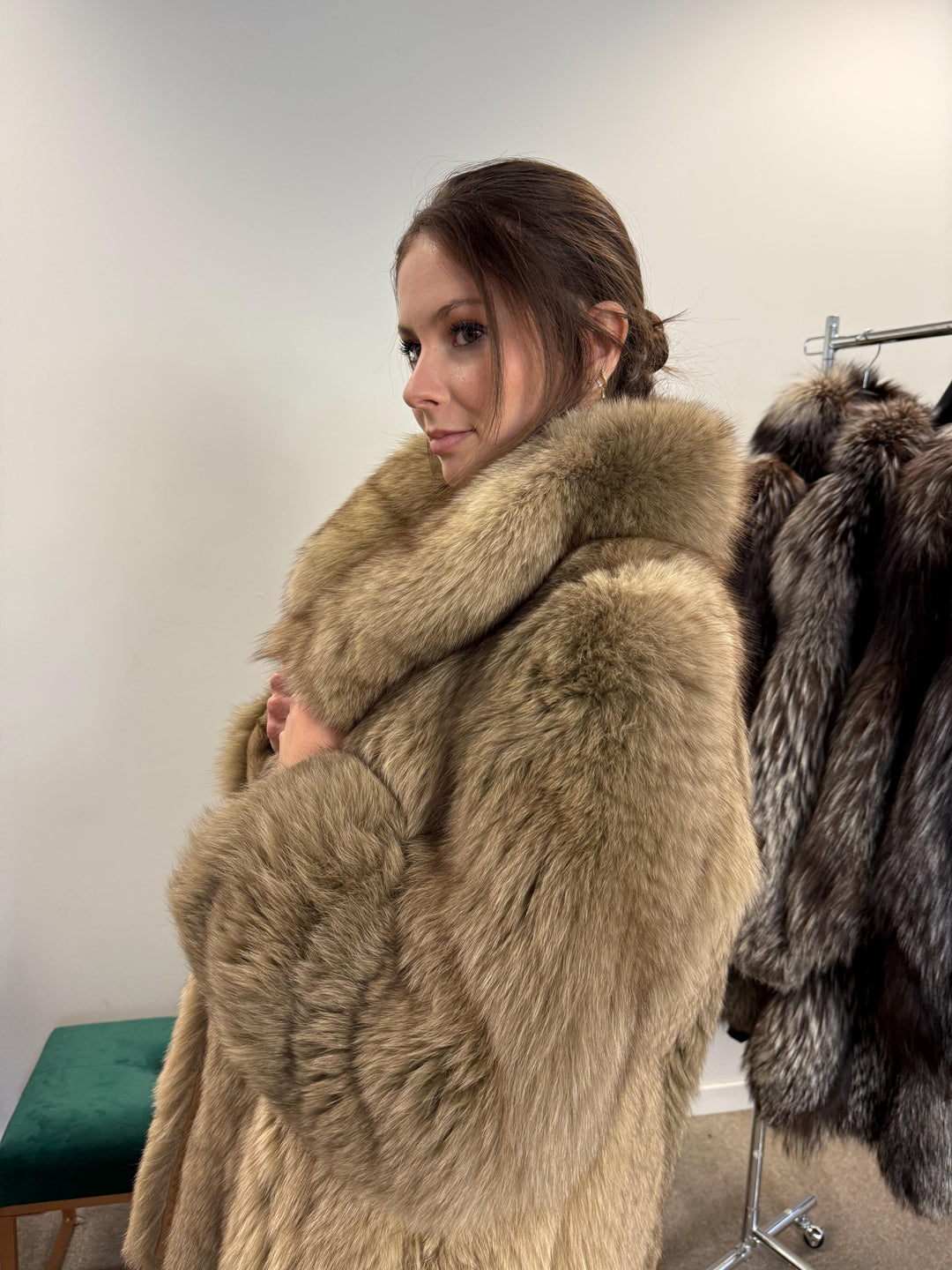 Fluffy Brown Fox Fur Coat, S/M Size, Women's Fur Coat, Real Fox Fur Coat, Vintage Fur Coat, Real Fur Jacket, Brown Fox Fur, Fluffy Fox Coat