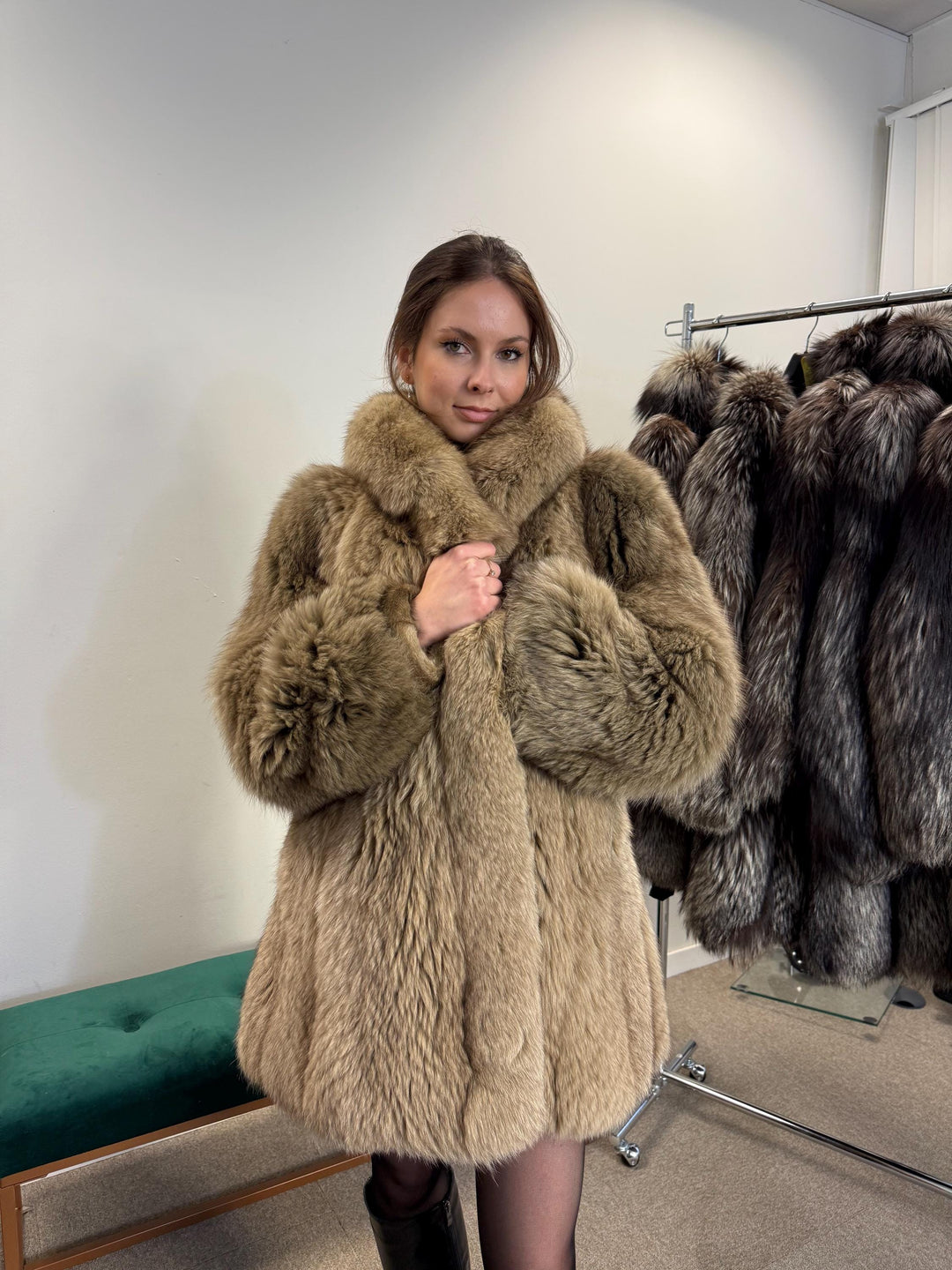 Fluffy Brown Fox Fur Coat, S/M Size, Women's Fur Coat, Real Fox Fur Coat, Vintage Fur Coat, Real Fur Jacket, Brown Fox Fur, Fluffy Fox Coat