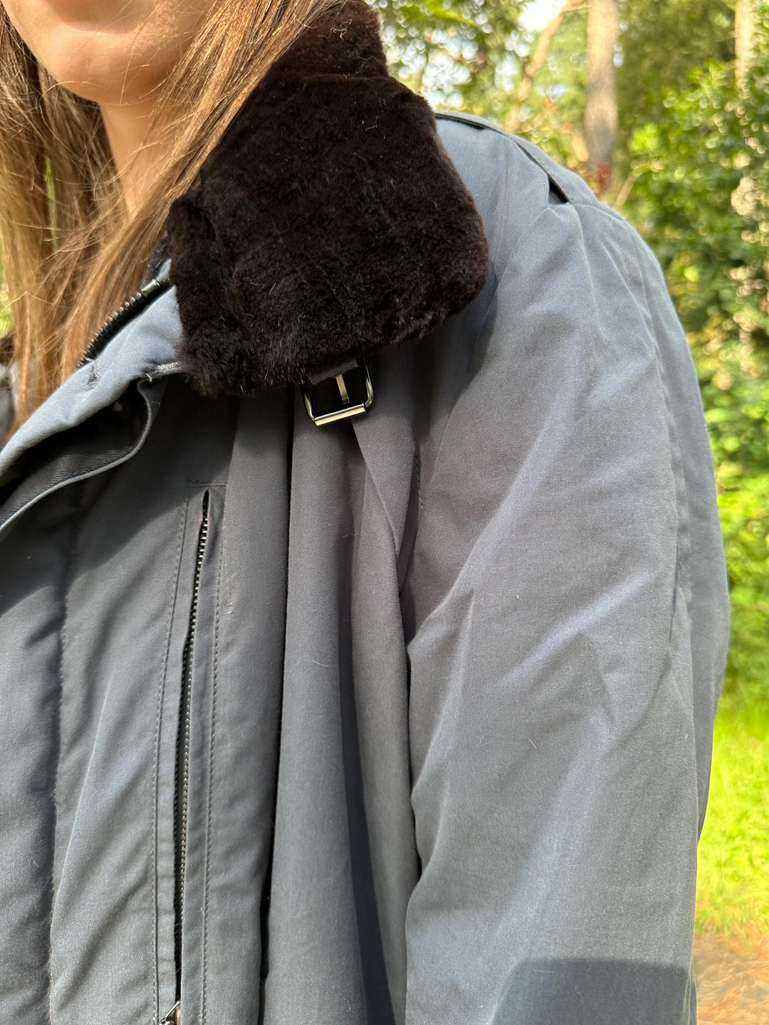 Grey Winter Coat with Sheared Fur Lining, Large Size, Premium Quality, Warm and Luxurious, Excellent Condition, Perfect for Cold Weather