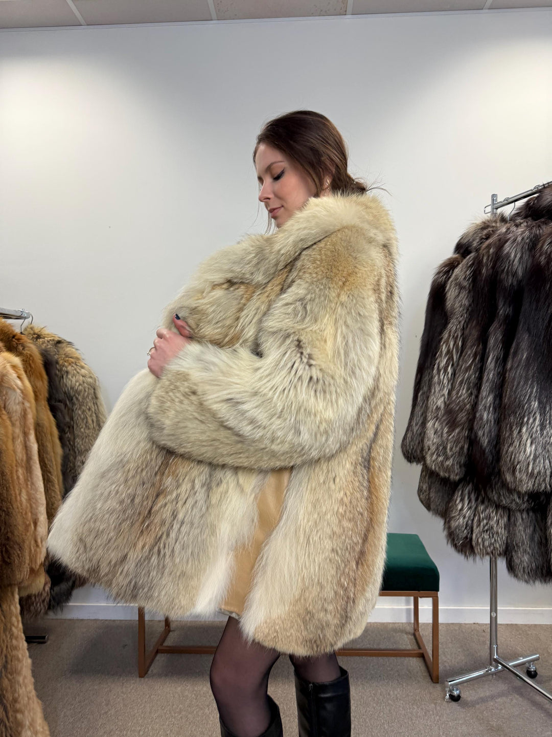Coyote Fur Coat, Medium Size, Women's Fur Coat, Real Coyote Fur Coat, Coyote Coat Women, Vintage Fur Coat, Coyote Fur Coat, Real Fur Coat