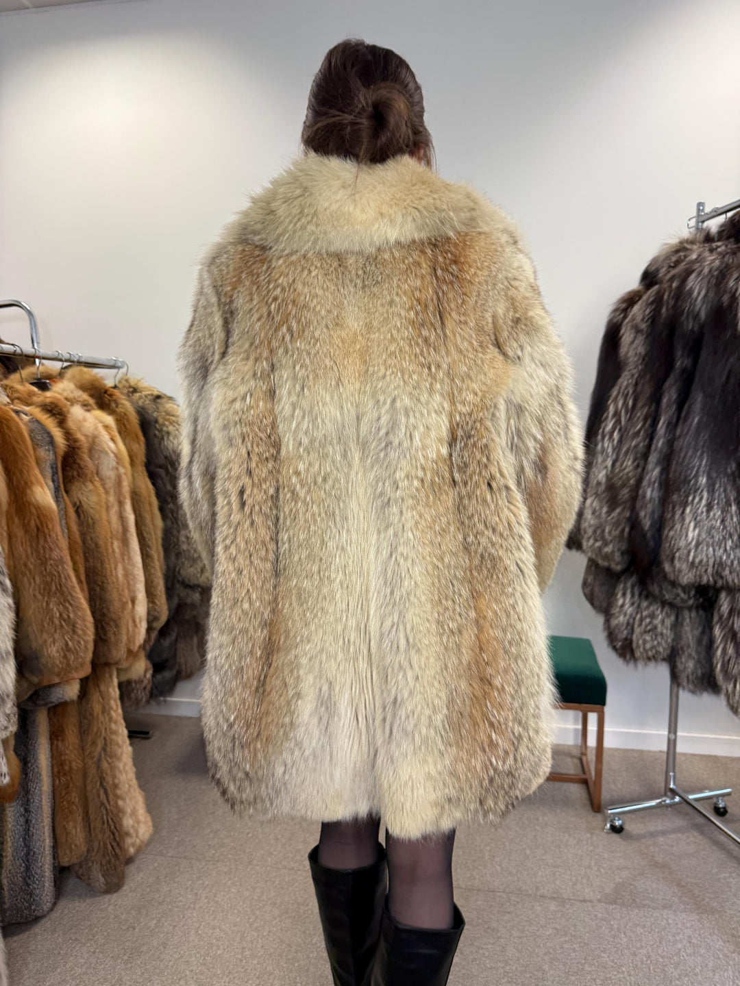 Coyote Fur Coat, Medium Size, Women's Fur Coat, Real Coyote Fur Coat, Coyote Coat Women, Vintage Fur Coat, Coyote Fur Coat, Real Fur Coat