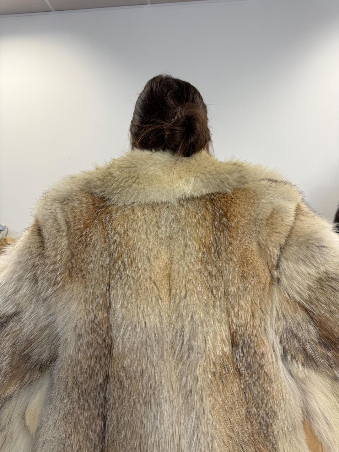 Coyote Fur Coat, Medium Size, Women's Fur Coat, Real Coyote Fur Coat, Coyote Coat Women, Vintage Fur Coat, Coyote Fur Coat, Real Fur Coat