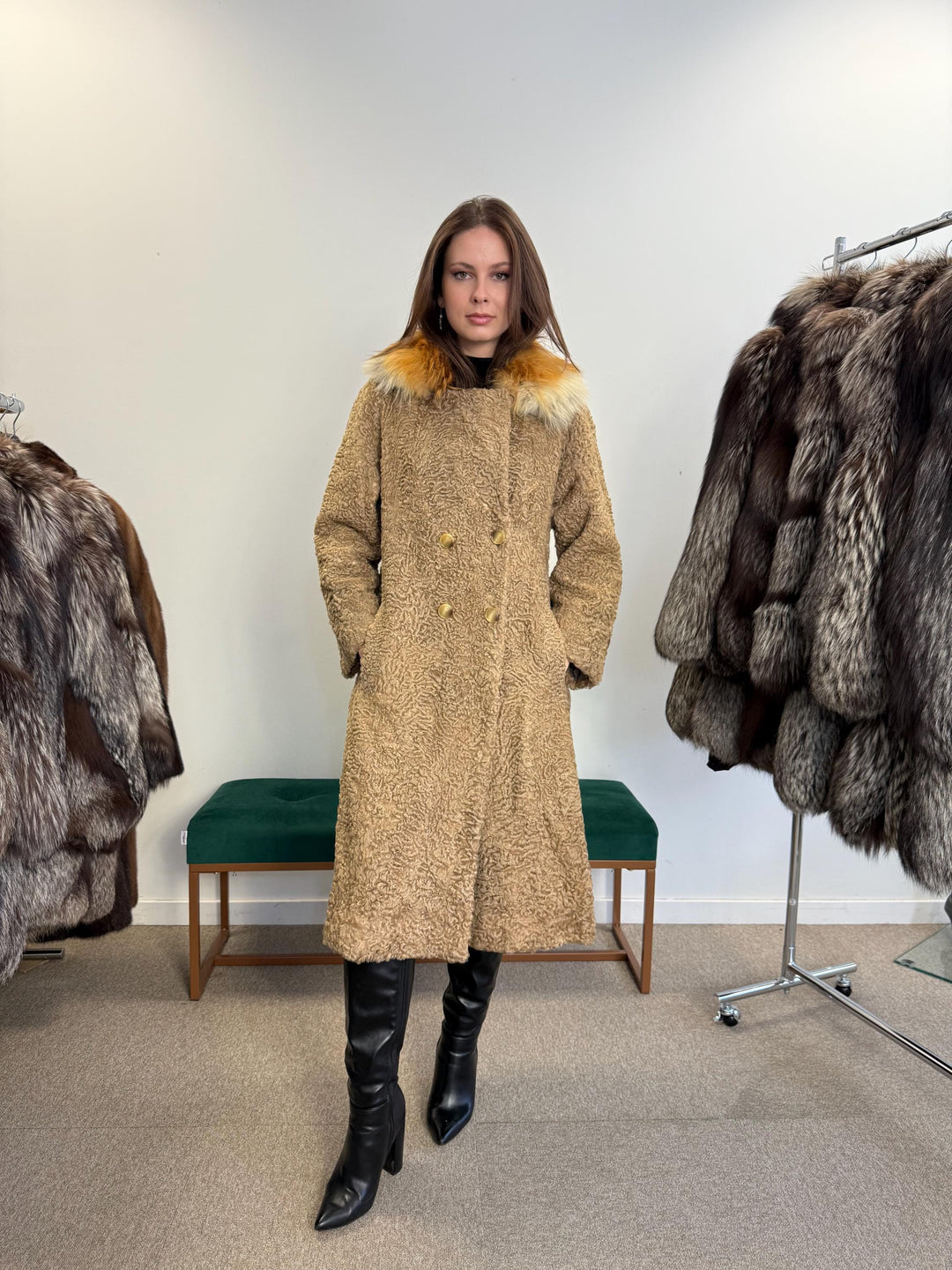 Beige Astrakhan Fur Coat, Small Size, Women's Fur Coat, Red Fox Fur Collar, Real Astrakhan Fur, Real Fur Coat, Vintage Fur Coat, Thick Fur