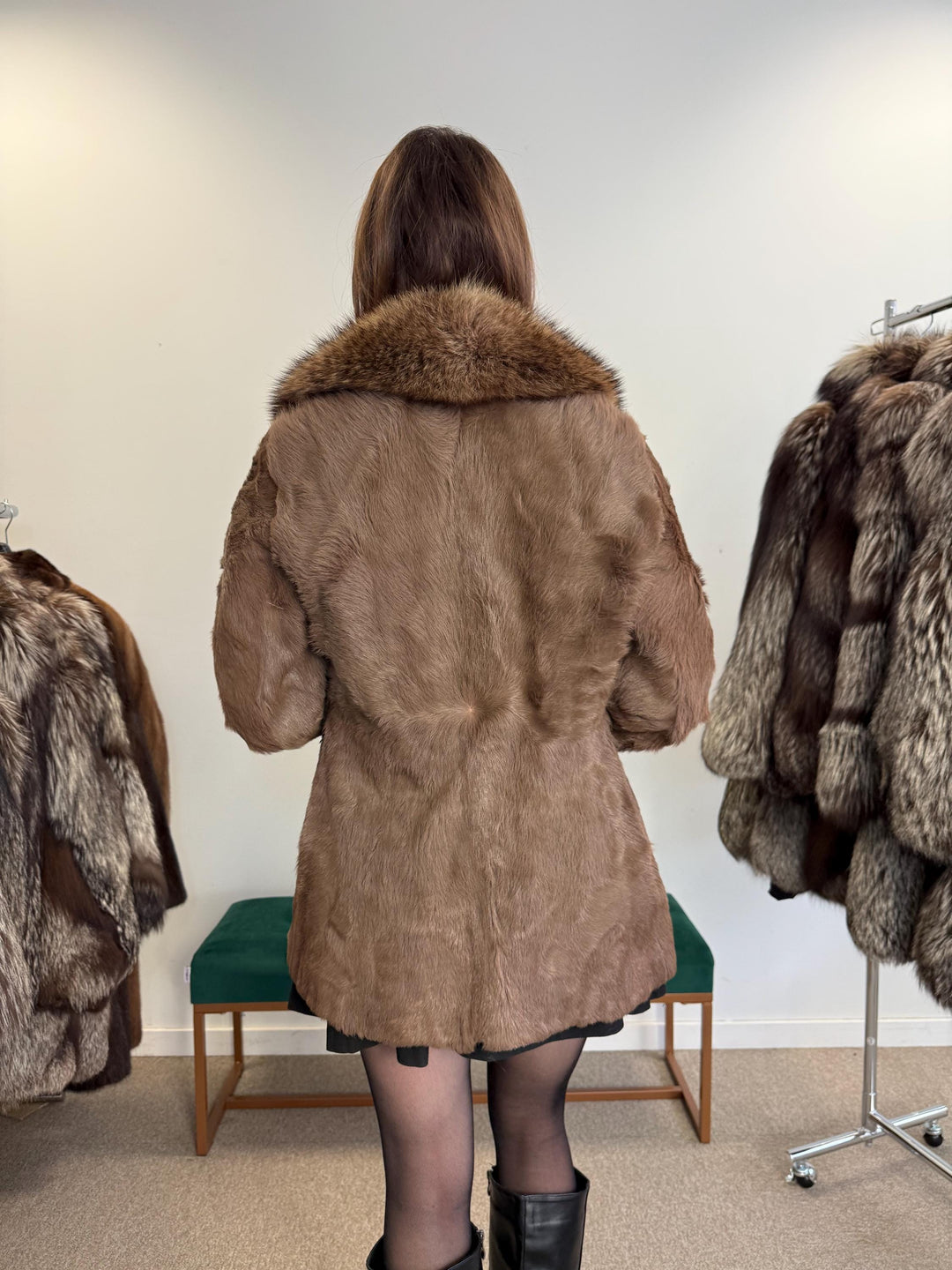 Sheepskin Fur Jacket, Medium Size, Raccoon Collar Jacket, Real Fur Coat, Vintage Fur Coat, Women's Fur Coat, Real Fur Jacket, Sheepskin Fur