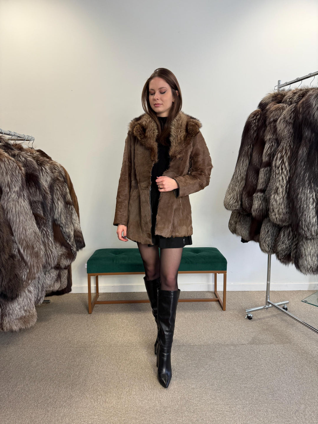 Sheepskin Fur Jacket, Medium Size, Raccoon Collar Jacket, Real Fur Coat, Vintage Fur Coat, Women's Fur Coat, Real Fur Jacket, Sheepskin Fur