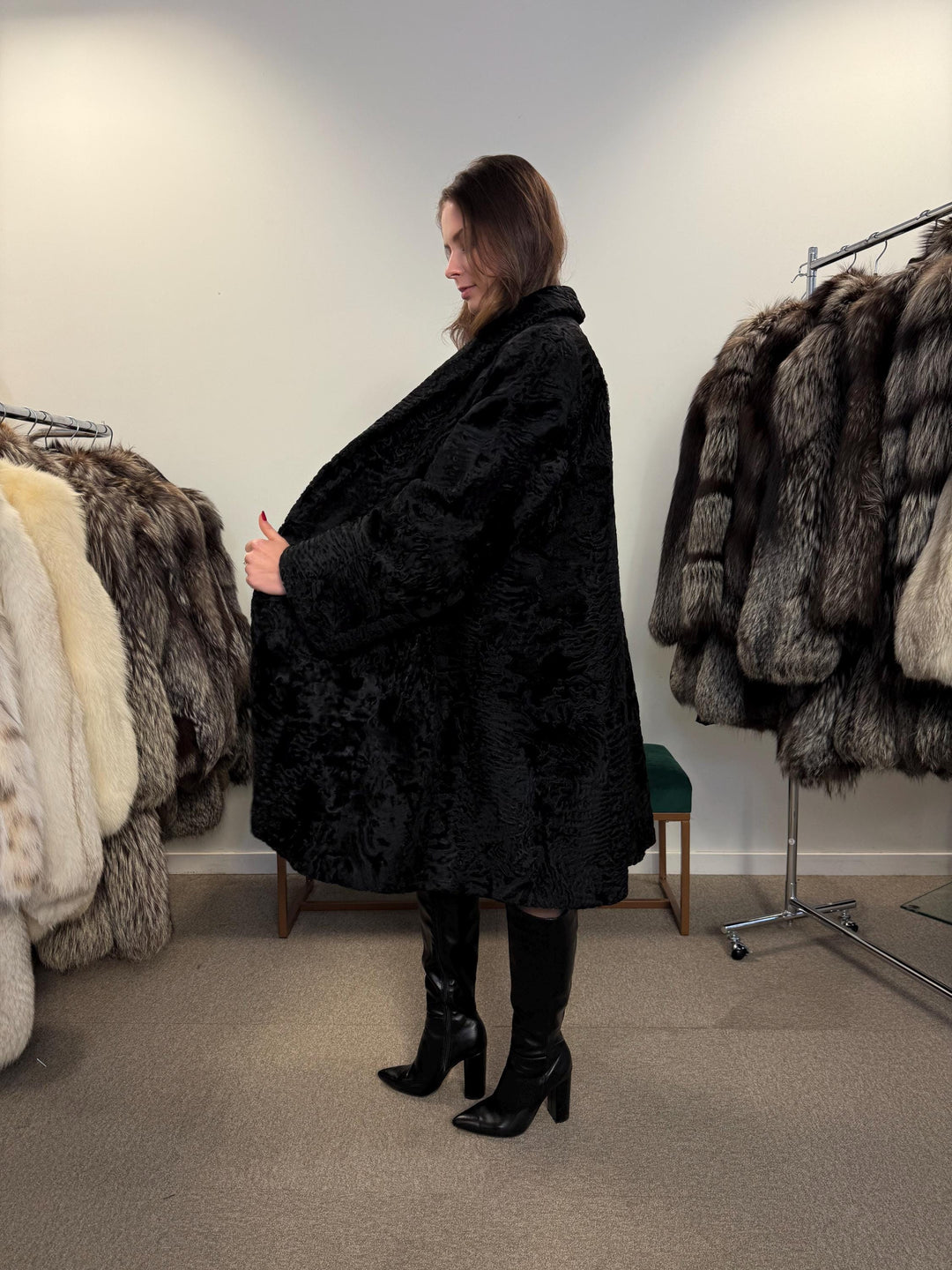 Black Astrakhan Fur Coat, XL Size, Women's Fur Coat, Swakara Astrakhan Fur Coat, Real Astrakhan Fur, Real Fur Coat, Vintage Fur Coat, Fur