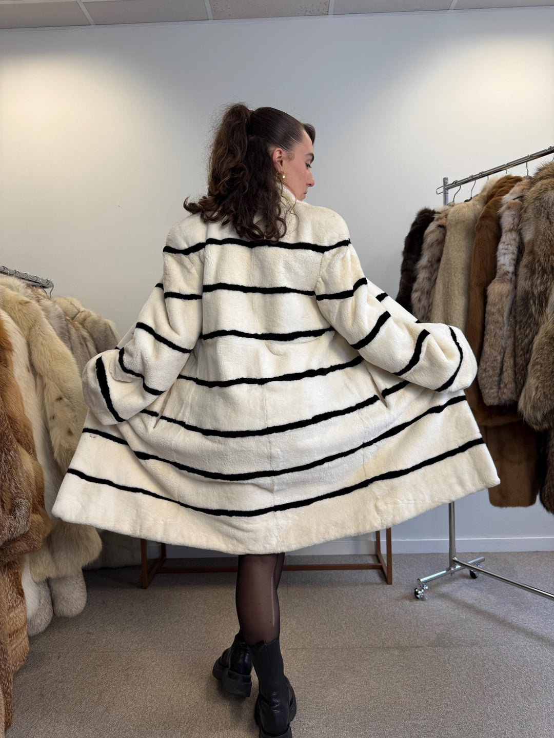 White Rabbit Fur Coat, Medium Size, Rex Rabbit Fur Coat, Vintage Fur Coat, Real Fur Coat, Real Rabbit Fur, Women's Fur Coat, Thick Fur Coat