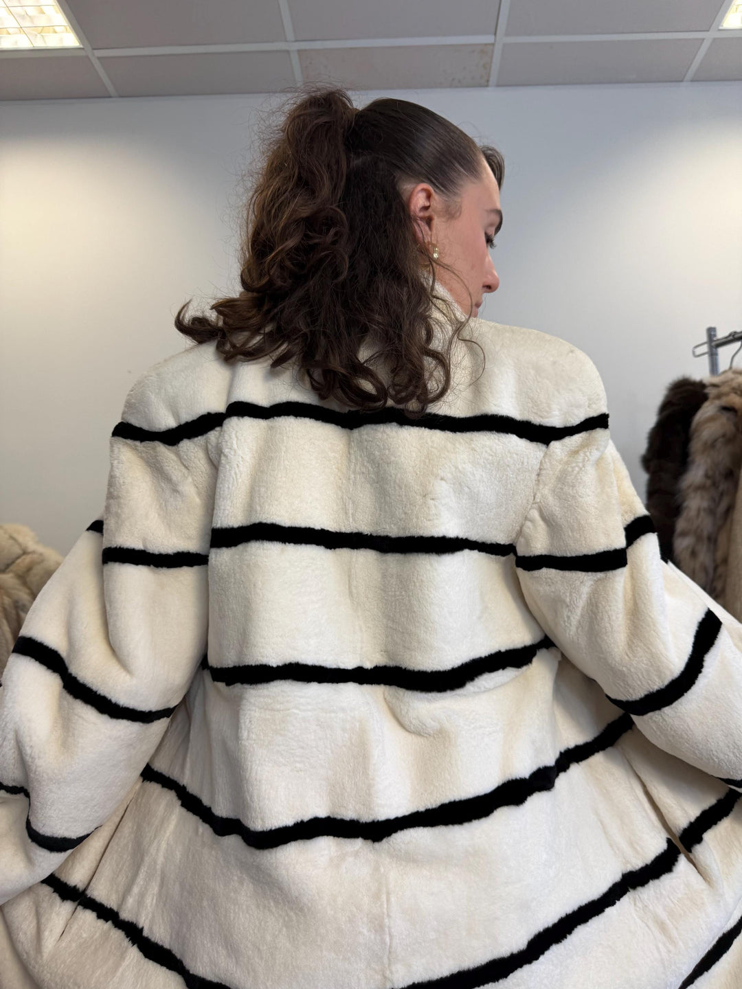 White Rabbit Fur Coat, Medium Size, Rex Rabbit Fur Coat, Vintage Fur Coat, Real Fur Coat, Real Rabbit Fur, Women's Fur Coat, Thick Fur Coat