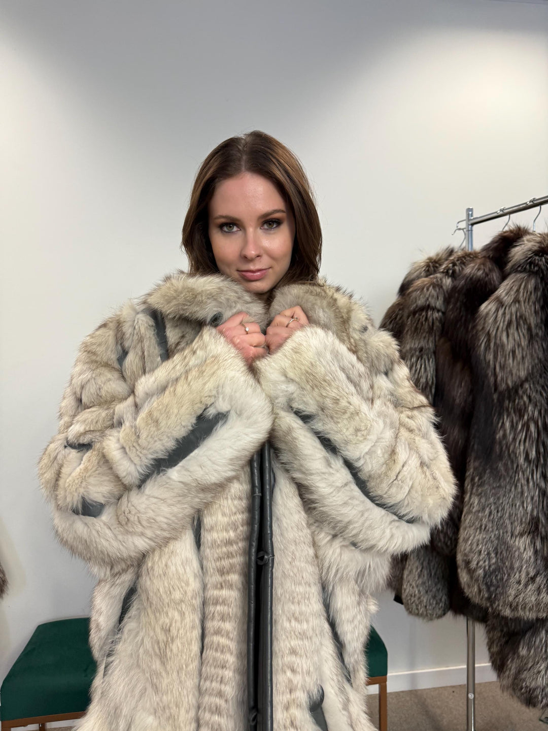 Fox Leather Fur Coat, XL Size, Real Fur Coat, Elegant Fox Fur, Vintage Fox Fur, Fox Leather Coat, Women Fox Fur Coat, Real Fox, Nordic Fox