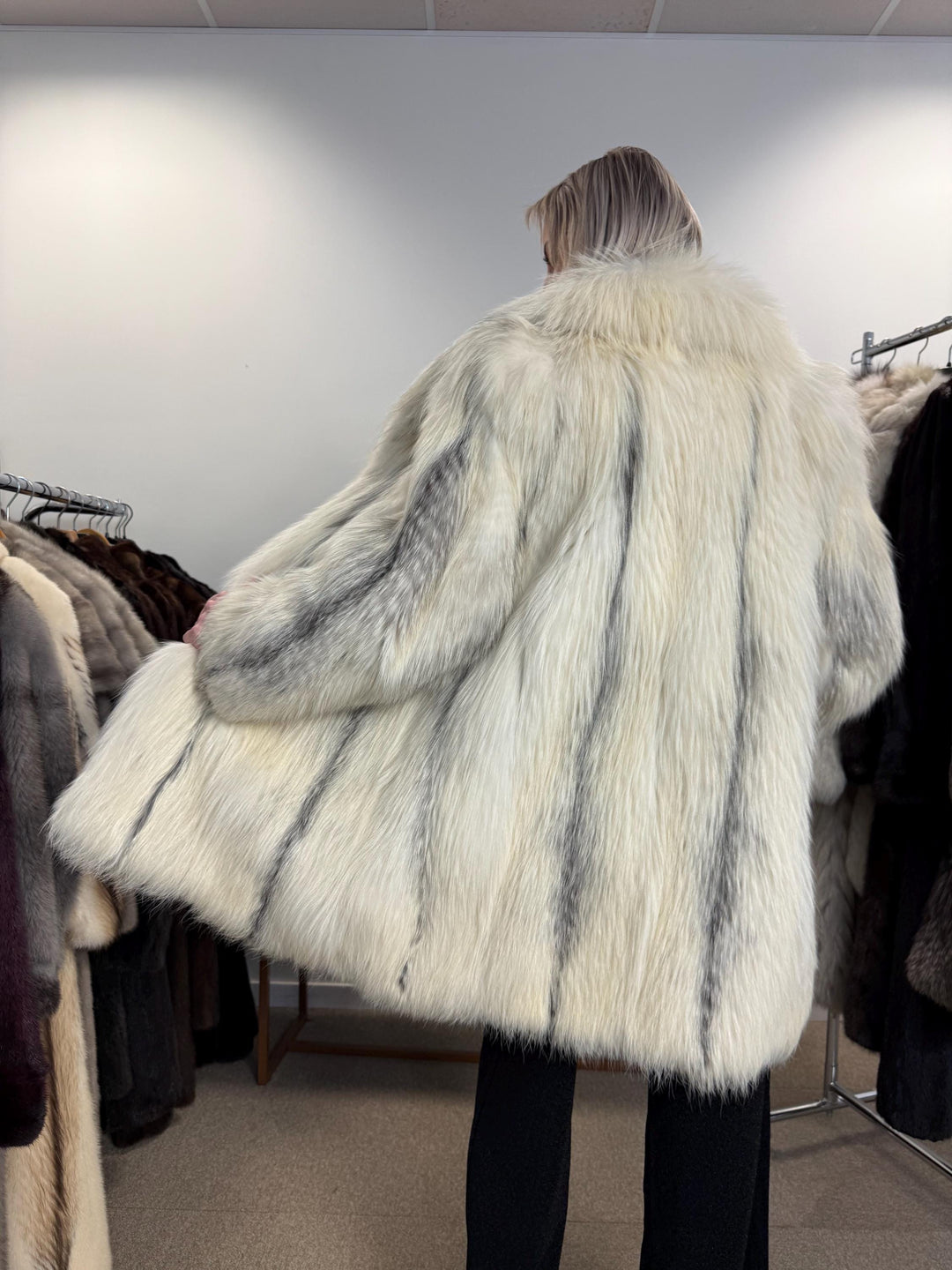 Marble Fox Fur Coat, White Fox Fur Coat, XL Size, fluffy Fur Coat, Real Fox Fur Coat, White Fox Fur Coat, Vintage Fur Coat, fox fur