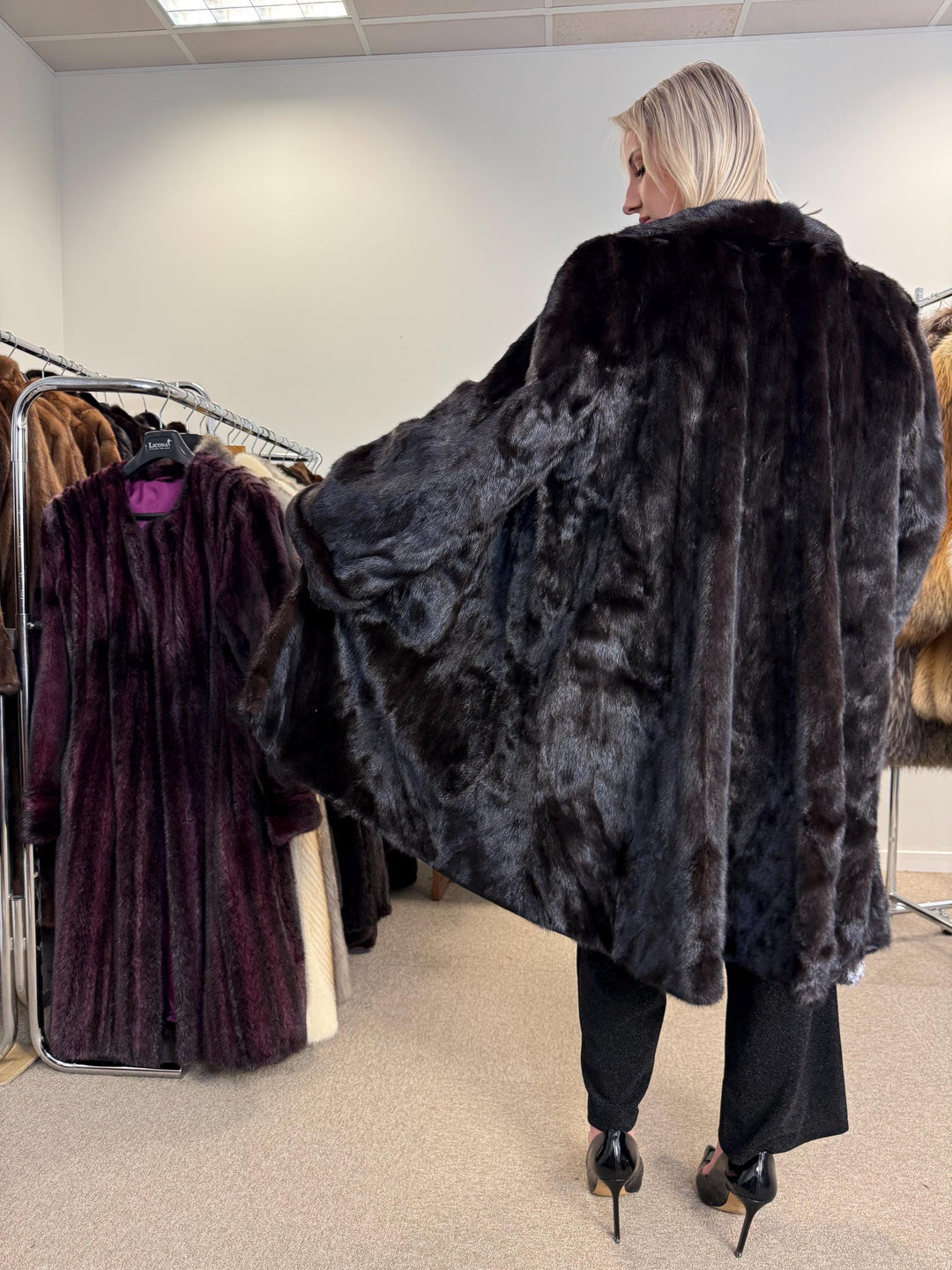 Superb Ranched Saga Mink Fur Coat, black mink coat, one size 4XL, Premium High Quality Fur, Luxury Women's Fur Coat, swinger Thick Mink Fur