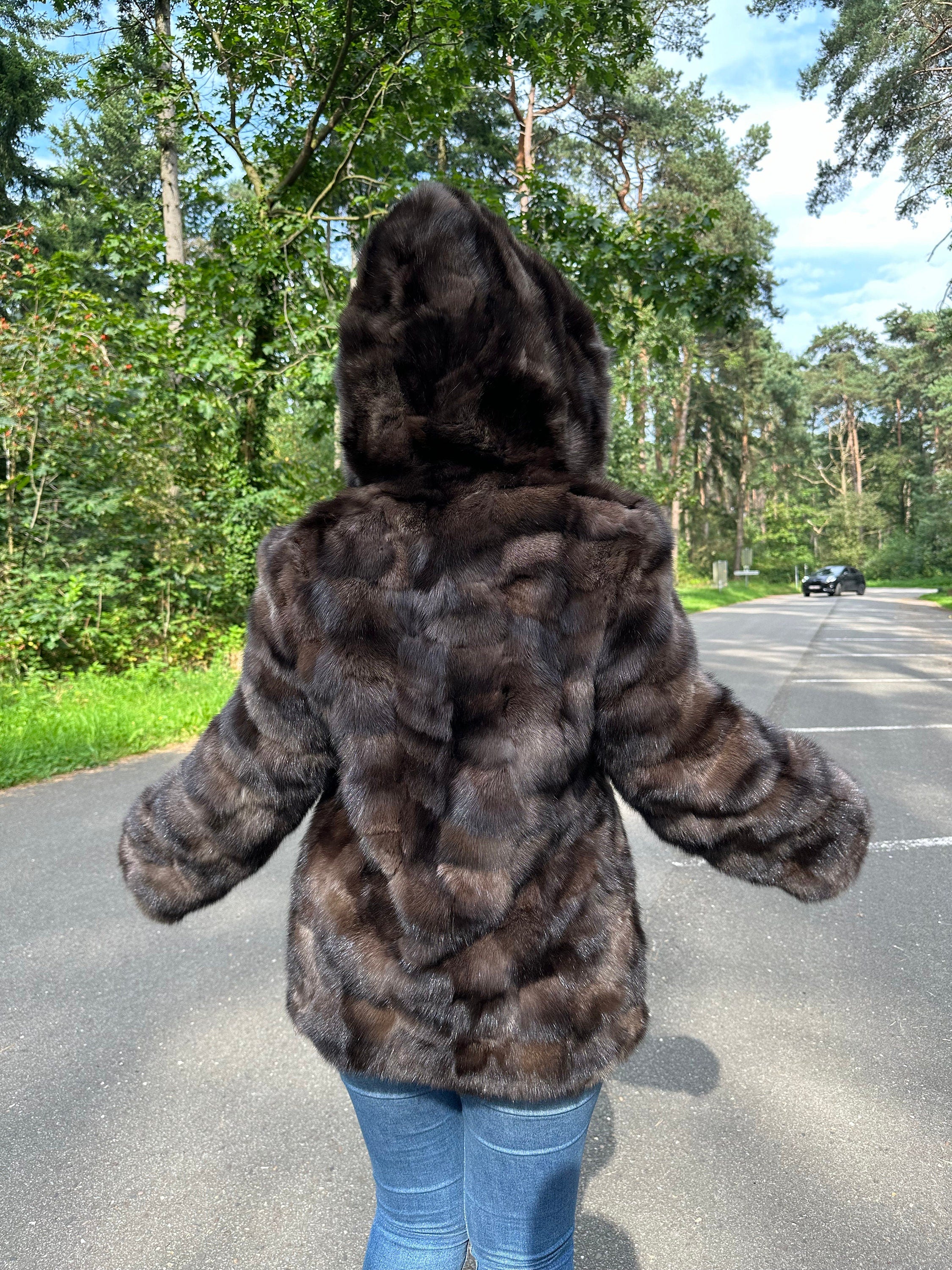 Brand New Sable Fur Jacket, Medium Size, Vintage Fur Coat, Elegant and Warm - Perfect For Winter Season, Excellent Quality