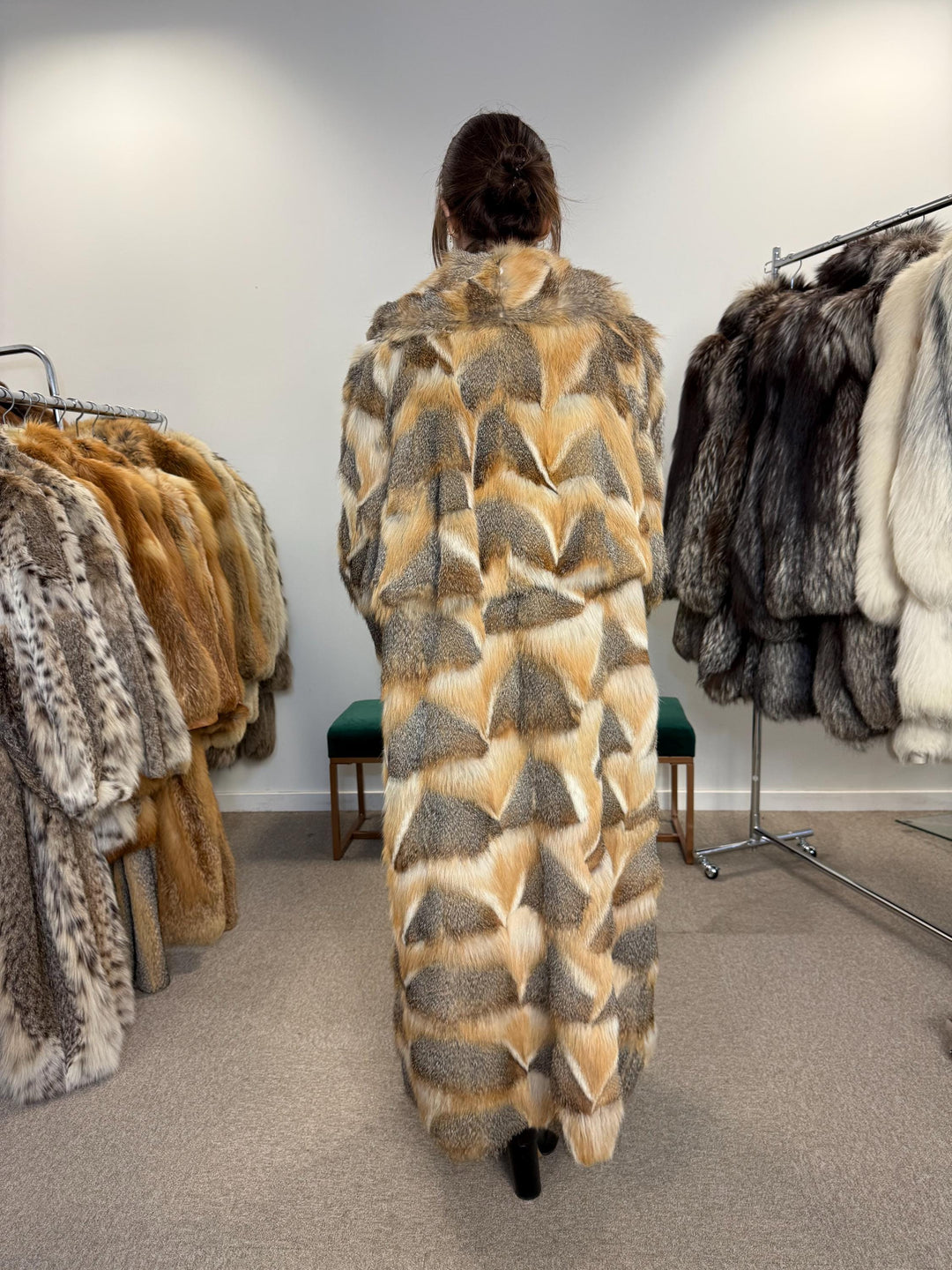 Luxury Fox Fur Coat, XL Size, Grey Fox Coat, Vintage Fur Coat, Full-Length Coat, Grey Fox Fur, Soft Fur, Women's Fur Coat, Real Fox Fur Coat