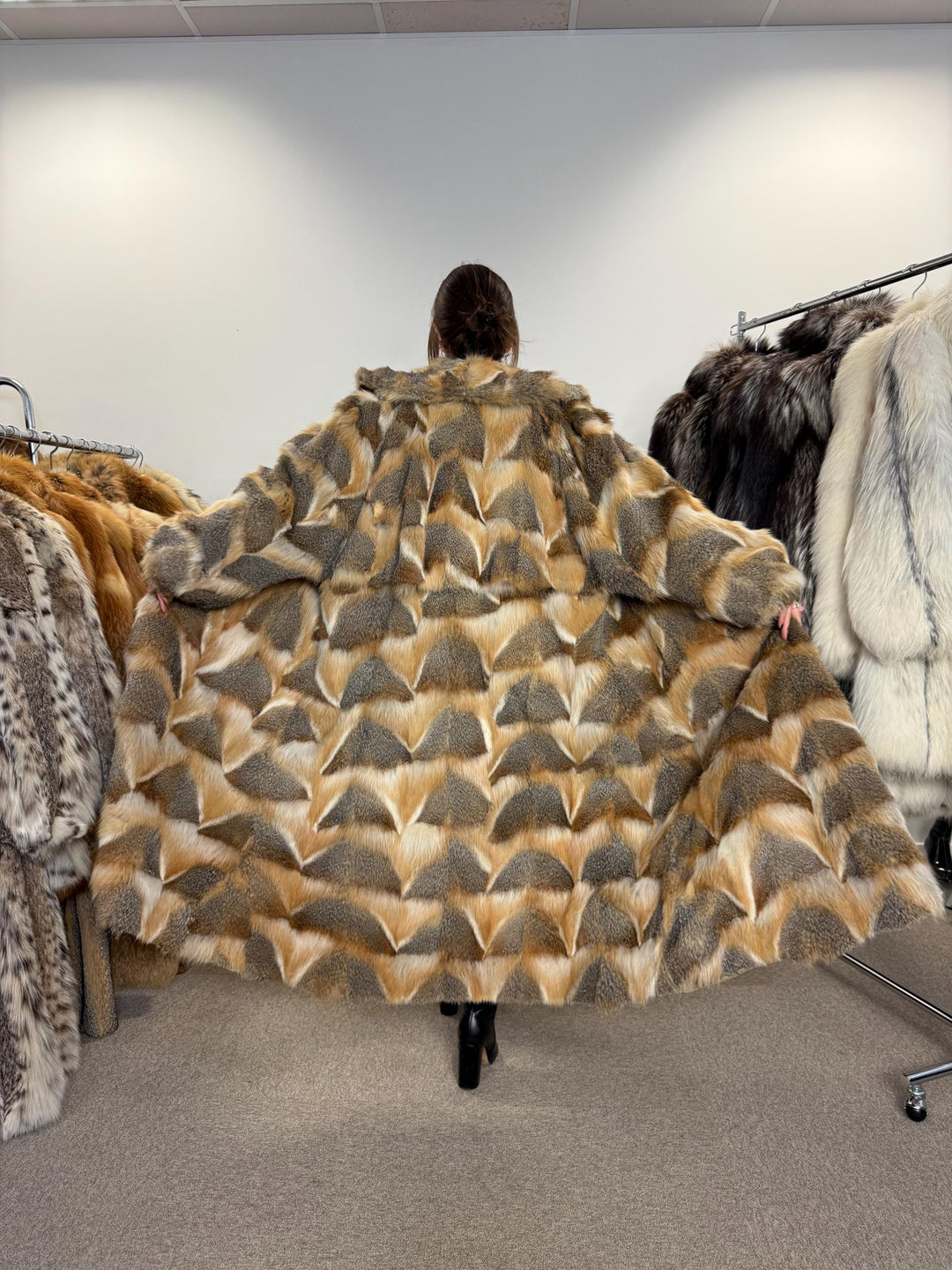 Luxury Fox Fur Coat, XL Size, Grey Fox Coat, Vintage Fur Coat, Full-Length Coat, Grey Fox Fur, Soft Fur, Women's Fur Coat, Real Fox Fur Coat