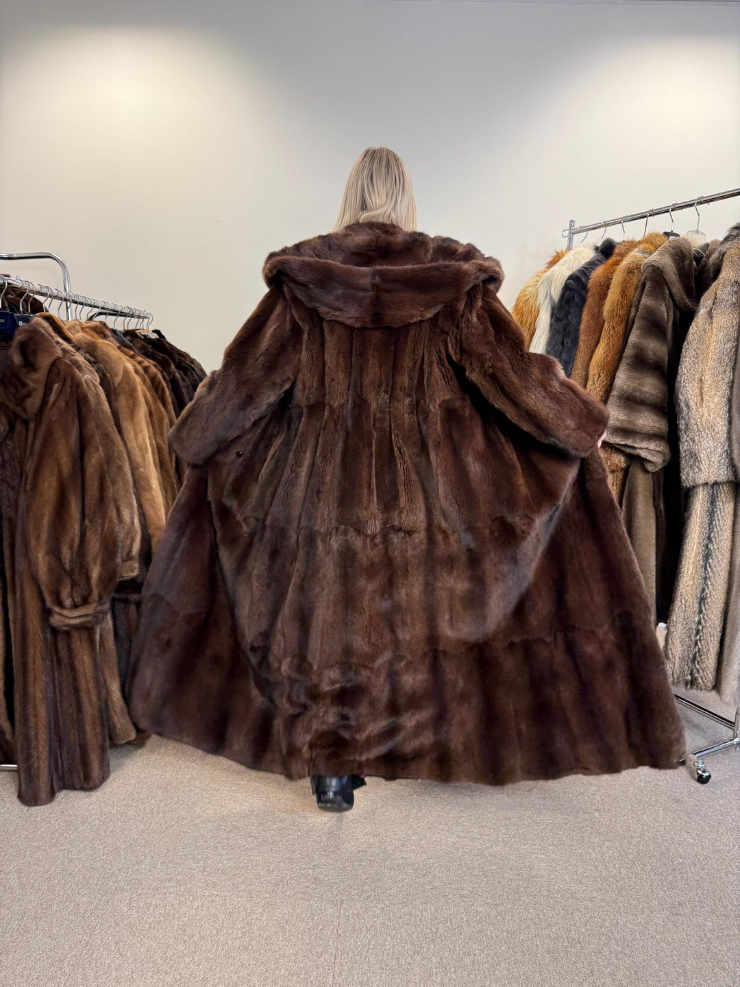 Brown Weasel Coat, Medium Size, Extra Full Length Coat, Real Weasel Fur Coat, Weasel Coat Women, Vintage Fur Coat, Full-Length Coat, Coats
