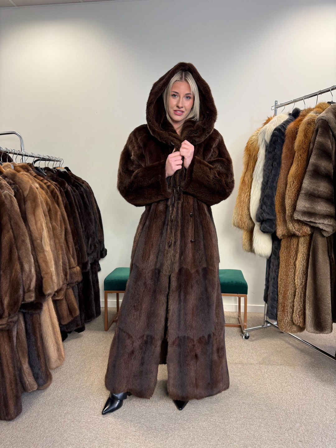 Brown Weasel Coat, Medium Size, Extra Full Length Coat, Real Weasel Fur Coat, Weasel Coat Women, Vintage Fur Coat, Full-Length Coat, Coats