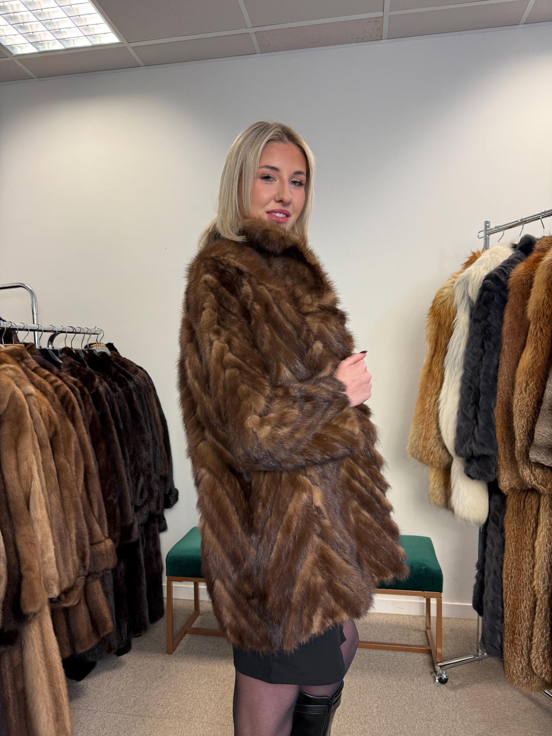 Vintage Mink Fur Jacket, Medium Size, Mink Jacket, Real Fur Jacket, Fur Coats, Mink Fur, Brown Mink, Cross Mink, Fur Jacket Mink, Brown Fur