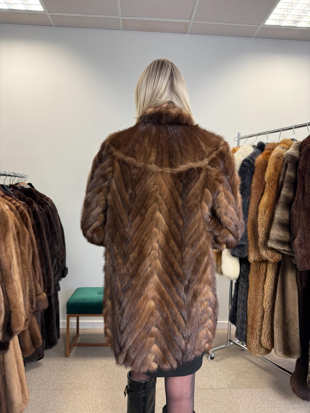 Vintage Mink Fur Jacket, Medium Size, Mink Jacket, Real Fur Jacket, Fur Coats, Mink Fur, Brown Mink, Cross Mink, Fur Jacket Mink, Brown Fur