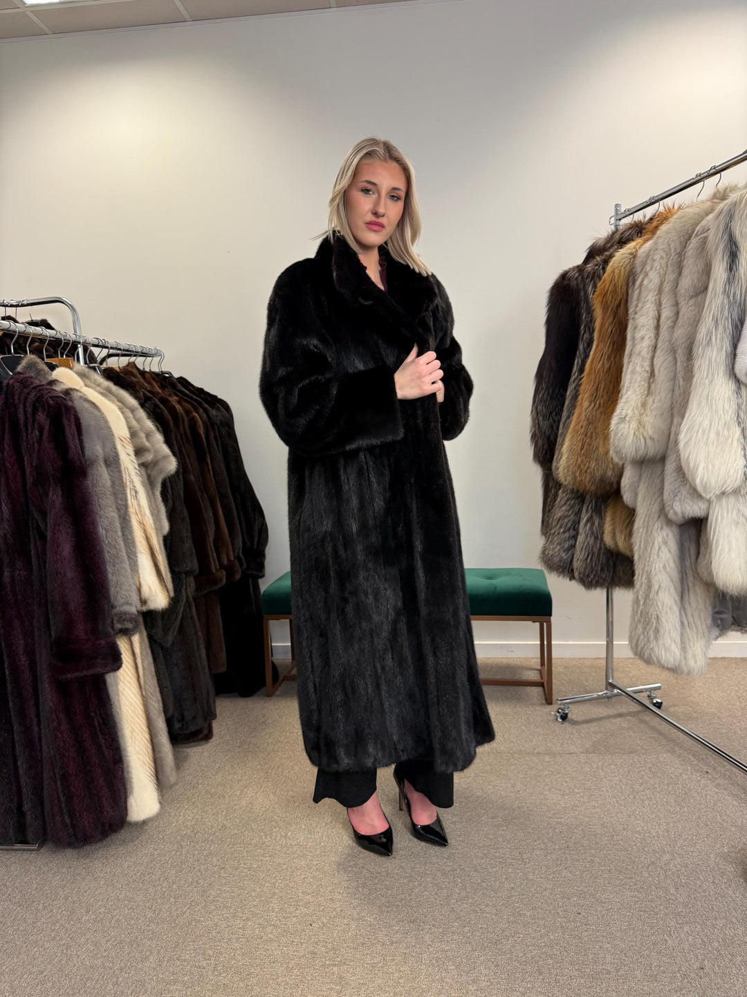 Black Mink Fur Coat, 3XL Size, Mink Fur Coat, Fur Coat, Excellent Fur Coat, Mink Coat Black, Real Fur Coat, Fur Coat Mink, Black Mink Coat