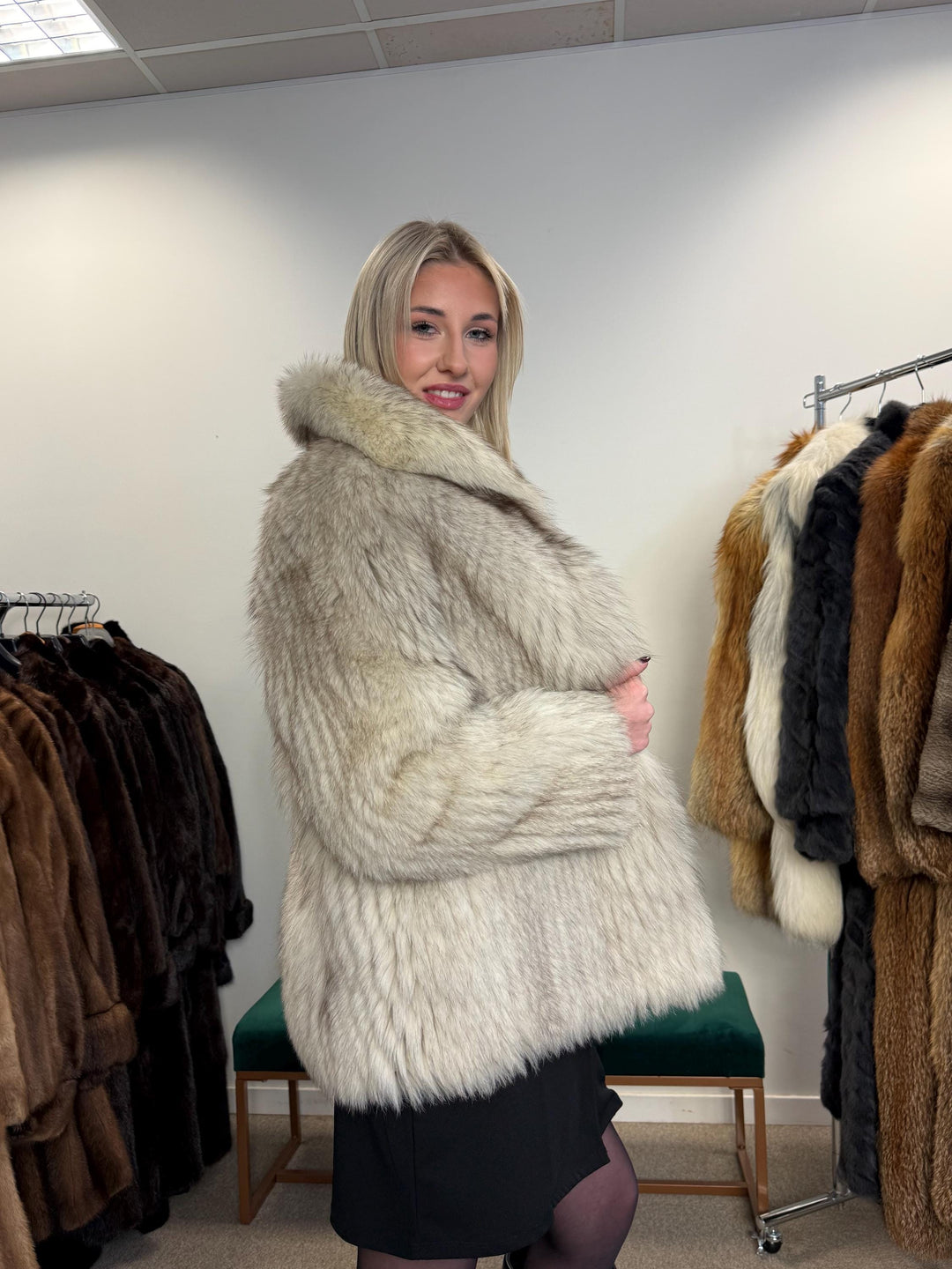 White Fox Fur Jacket, XS/S Size, Real White Fox Fur, Soft Fur Coat, Fox Fur Coat, Real Polar Fox Fur, Real Fur Coat, Cross Fox Coat, Fox Fur