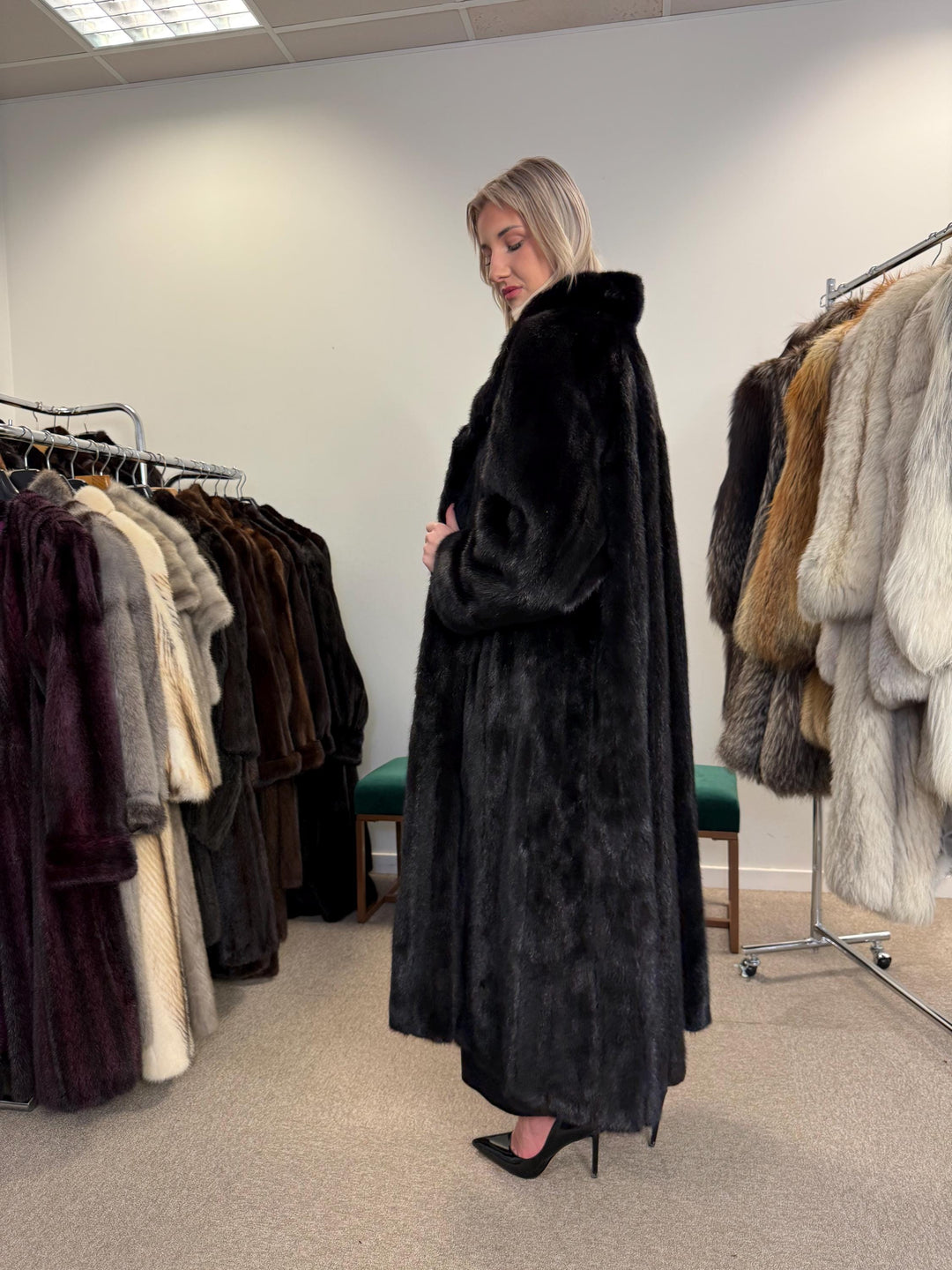 Black Mink Fur Coat, 3XL Size, Mink Fur Coat, Fur Coat, Excellent Fur Coat, Mink Coat Black, Real Fur Coat, Fur Coat Mink, Black Mink Coat
