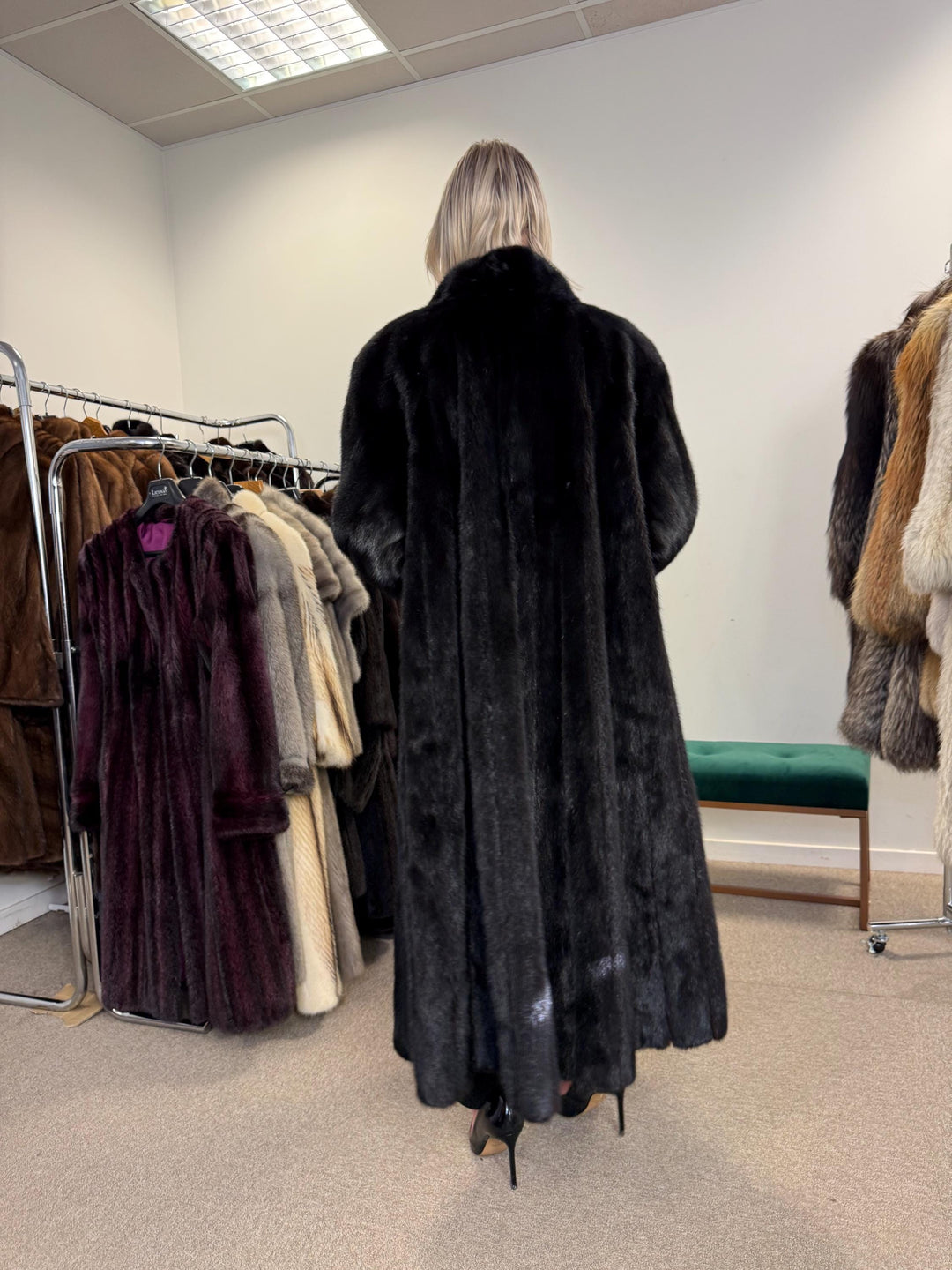 Black Mink Fur Coat, 3XL Size, Mink Fur Coat, Fur Coat, Excellent Fur Coat, Mink Coat Black, Real Fur Coat, Fur Coat Mink, Black Mink Coat