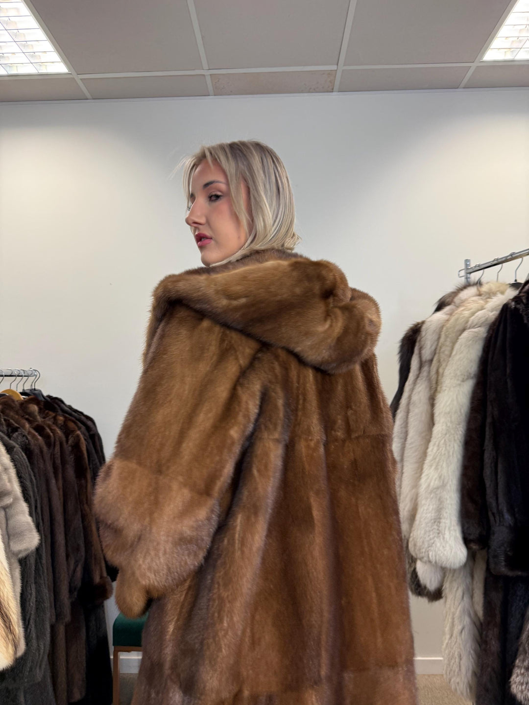 New Mink Fur Coat, XL Size, Mink Fur Coat, Real Fur Coat, Mink Coat Women, Luxury Mink Coat, Brown Mink Fur, Vintage Fur Coat, Soft Fur Coat