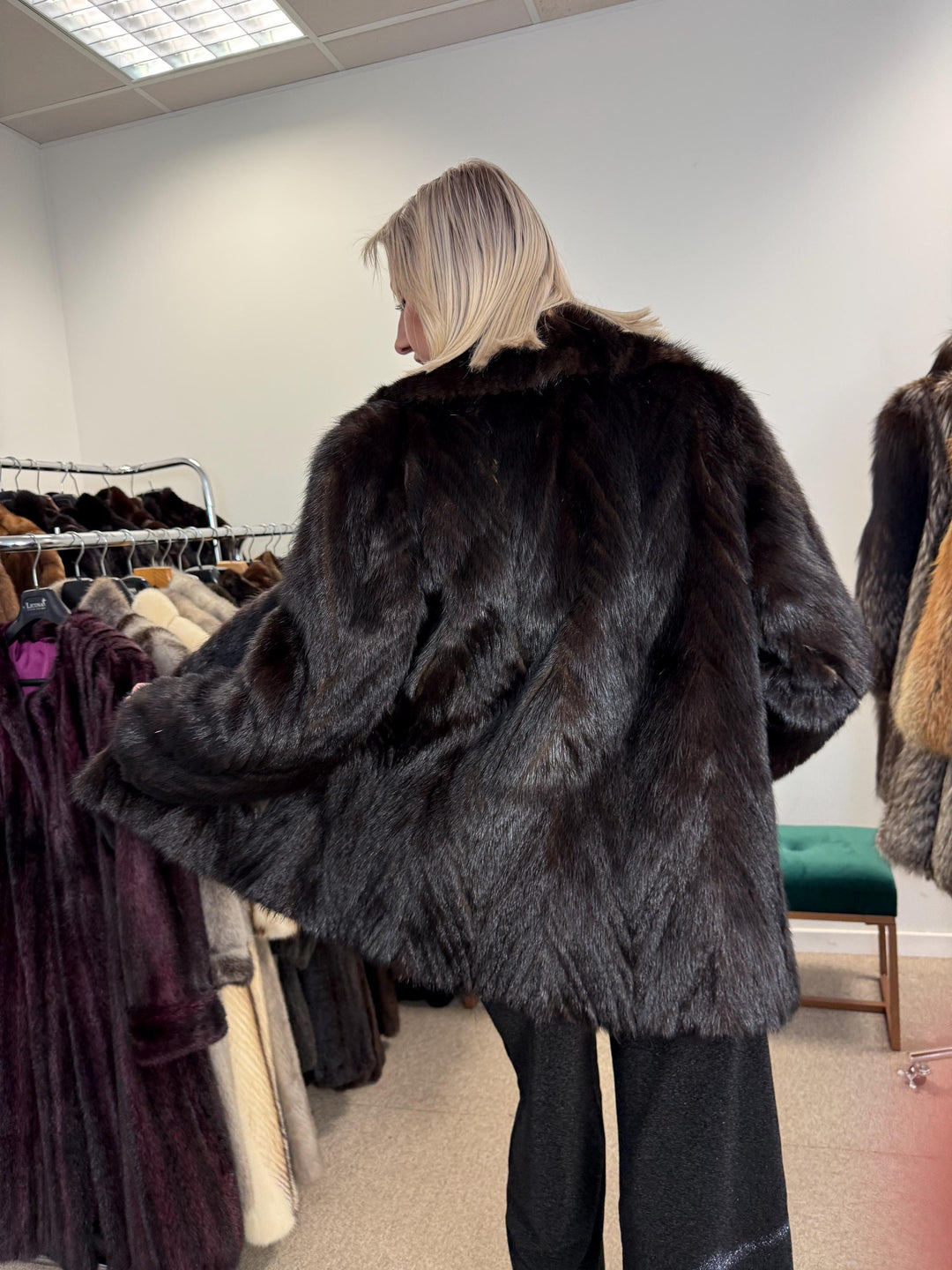 Dark Brown Mink Fur Jacket, Medium Size, Mink Coat, Real Fur Jacket, Fur Coats, Mink Fur, Brown Mink, Fur, Fur Jacket Mink, Brown Fur Coat