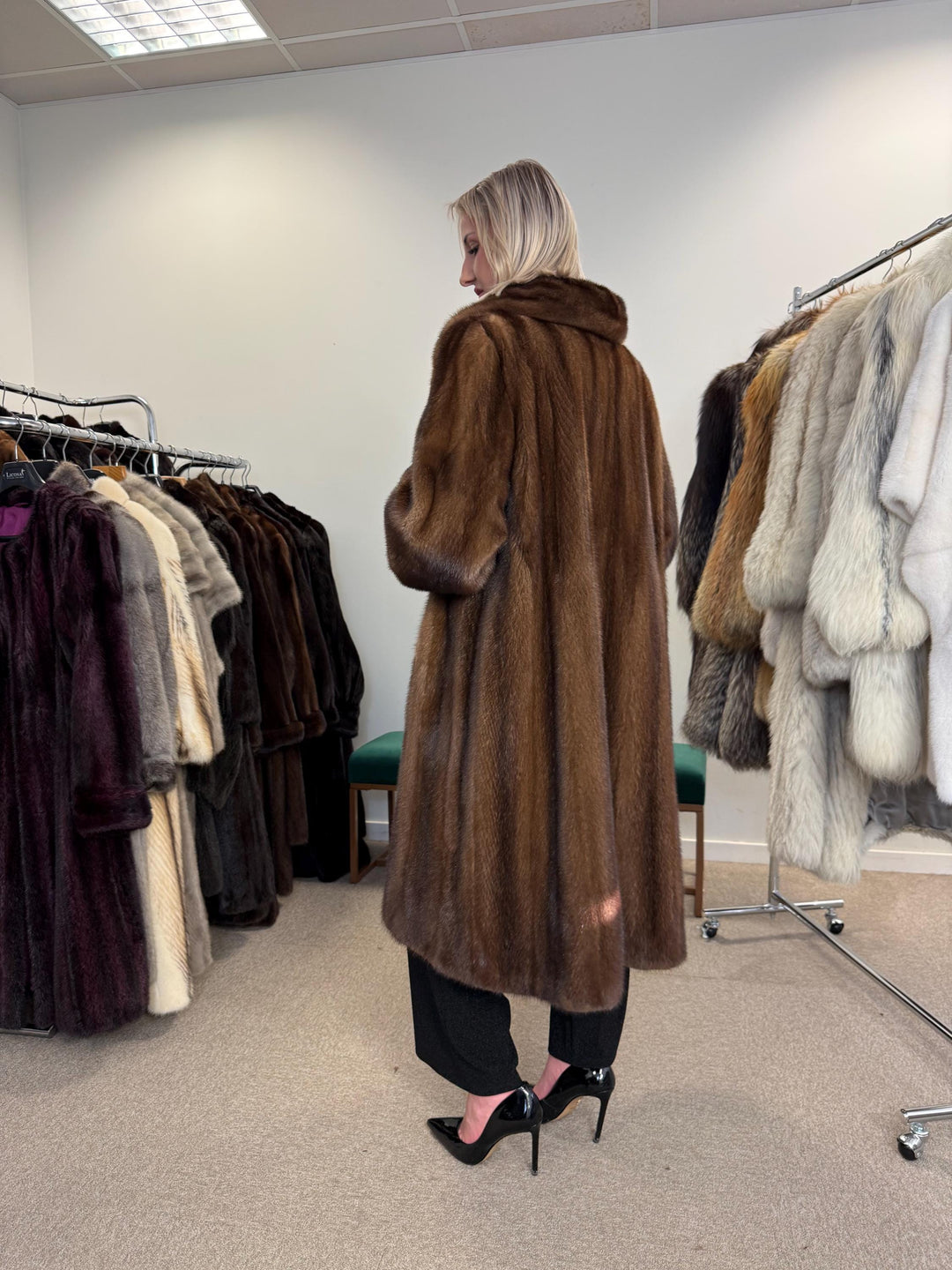 Soft Brown Mink Fur Coat, 3XL Size, Demi-Buff Fur Coat, Women's Fur Coat, Vintage Fur Coat, Real Fur Coat, Real Mink Coat, Mink Coat Brown