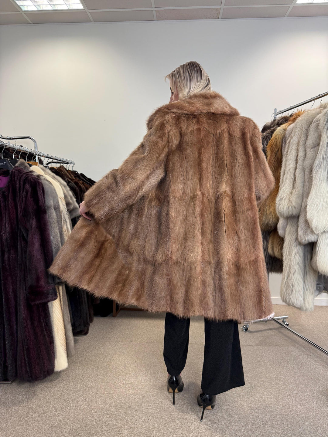 Light Brown Beaver Fur Coat, M/L Size, Beaver Coat, Real Fur, Women's Fur Coat, Vintage Fur Coat, Brown Fur Coat, Fur Coat Women, Large Coat
