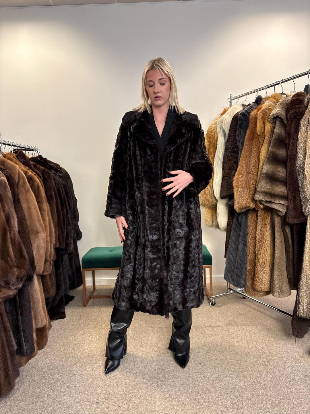 Brown Mink Fur Coat, L/XL Size, Mink Coat, Real Fur Coat, Fur Coat Mink, Selected Mink Coat, Fur Coats, Mink Fur Coat, Brown Mink, Long Coat