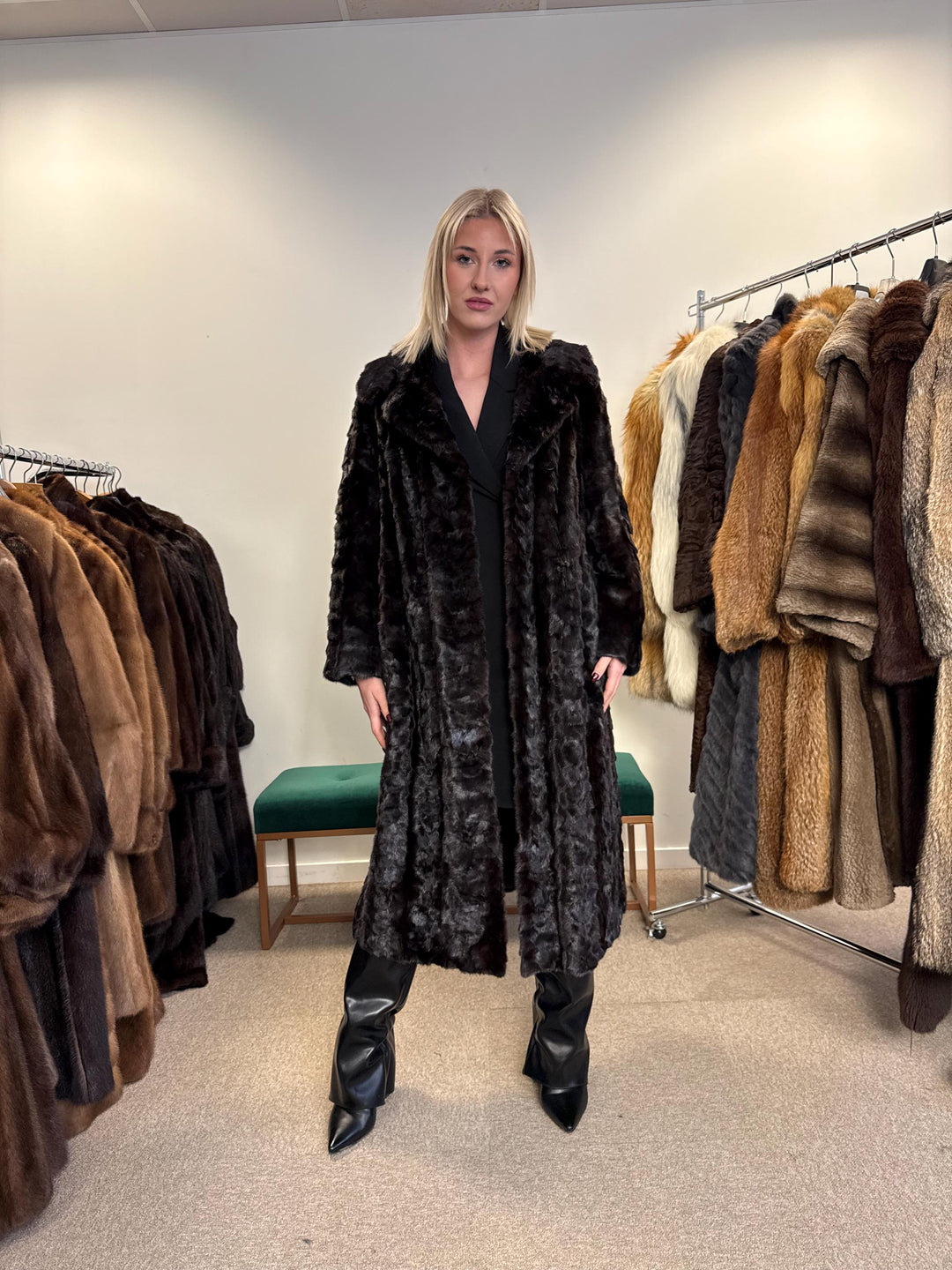 Brown Mink Fur Coat, L/XL Size, Mink Coat, Real Fur Coat, Fur Coat Mink, Selected Mink Coat, Fur Coats, Mink Fur Coat, Brown Mink, Long Coat