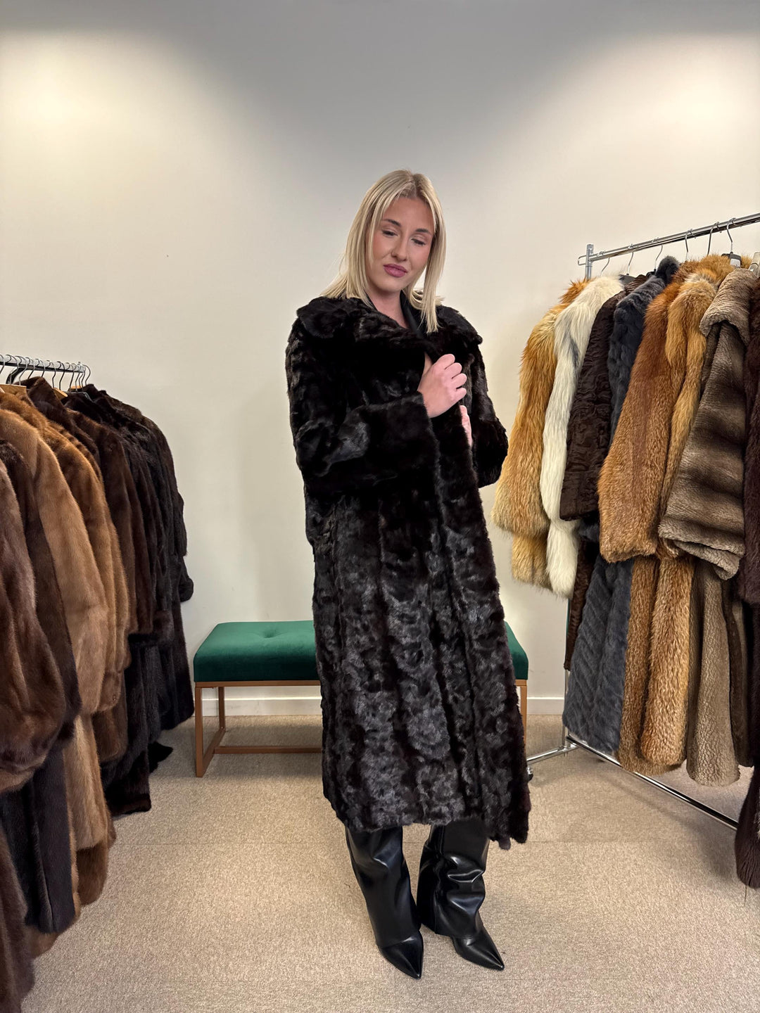 Brown Mink Fur Coat, L/XL Size, Mink Coat, Real Fur Coat, Fur Coat Mink, Selected Mink Coat, Fur Coats, Mink Fur Coat, Brown Mink, Long Coat