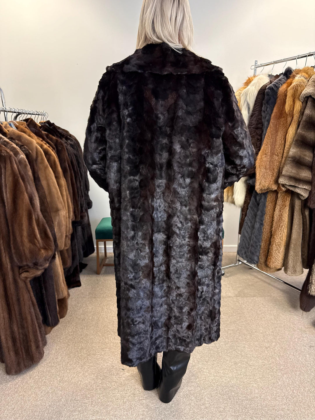 Brown Mink Fur Coat, L/XL Size, Mink Coat, Real Fur Coat, Fur Coat Mink, Selected Mink Coat, Fur Coats, Mink Fur Coat, Brown Mink, Long Coat