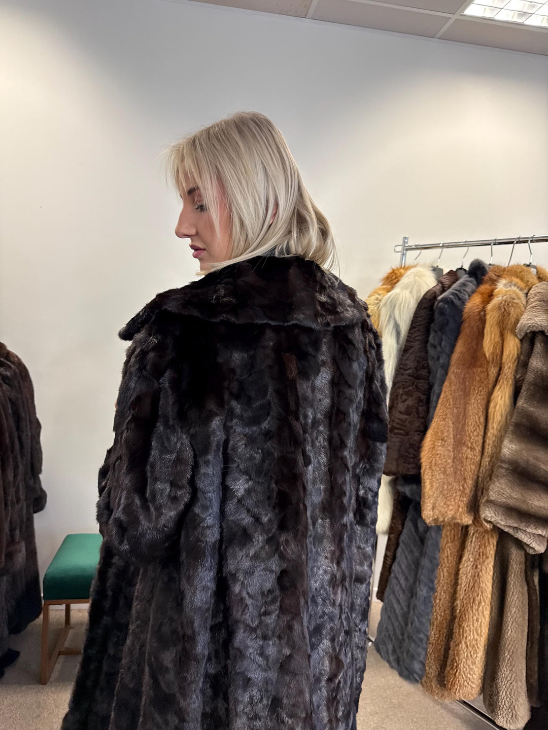 Brown Mink Fur Coat, L/XL Size, Mink Coat, Real Fur Coat, Fur Coat Mink, Selected Mink Coat, Fur Coats, Mink Fur Coat, Brown Mink, Long Coat