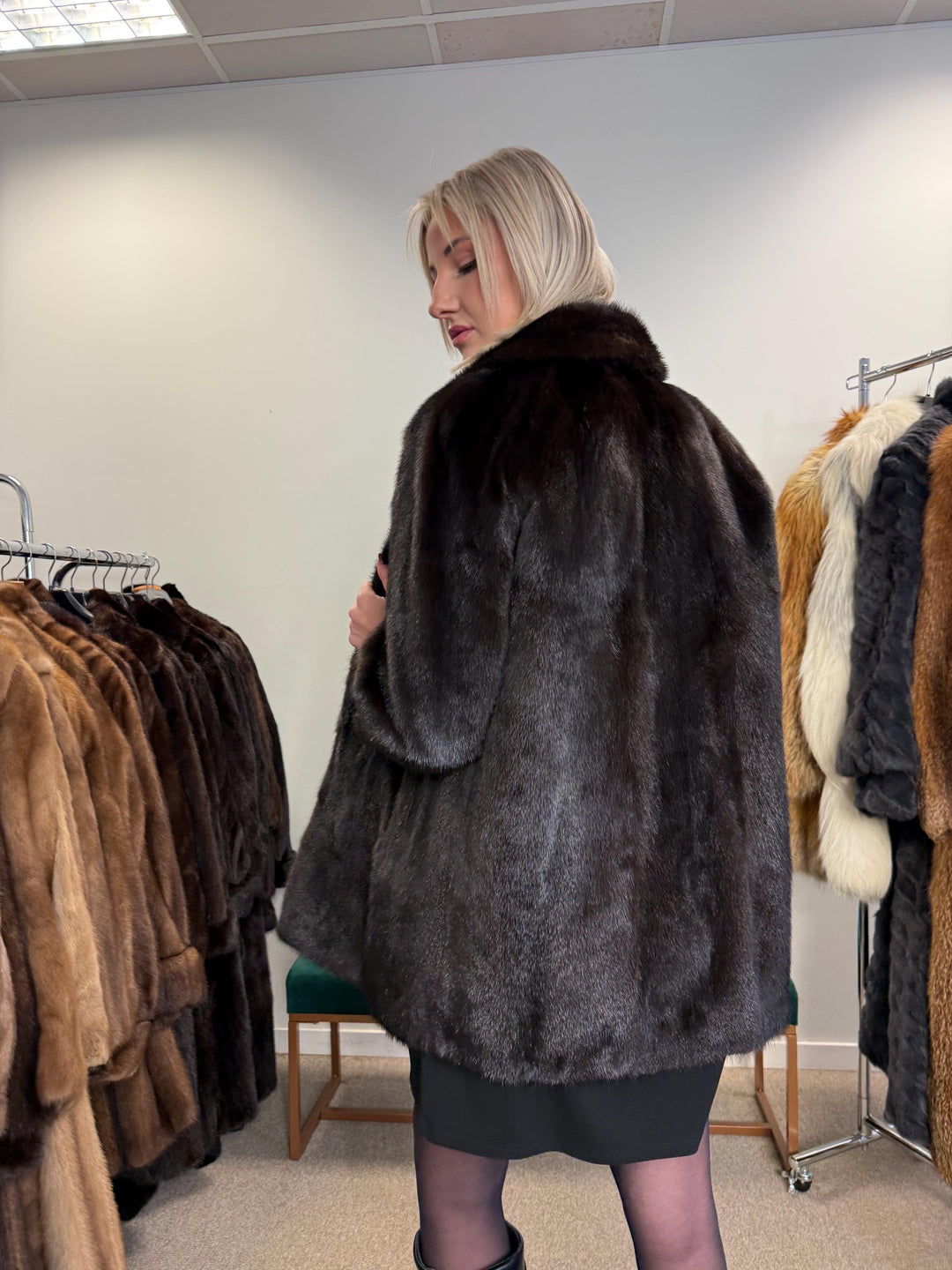SAGA Mink Fur Jacket, Medium Size, Mink Coat, Real Fur Jacket, Fur Coats, Mink Fur, Brown Mink, Fur, Fur Jacket Mink, Brown Fur Coat